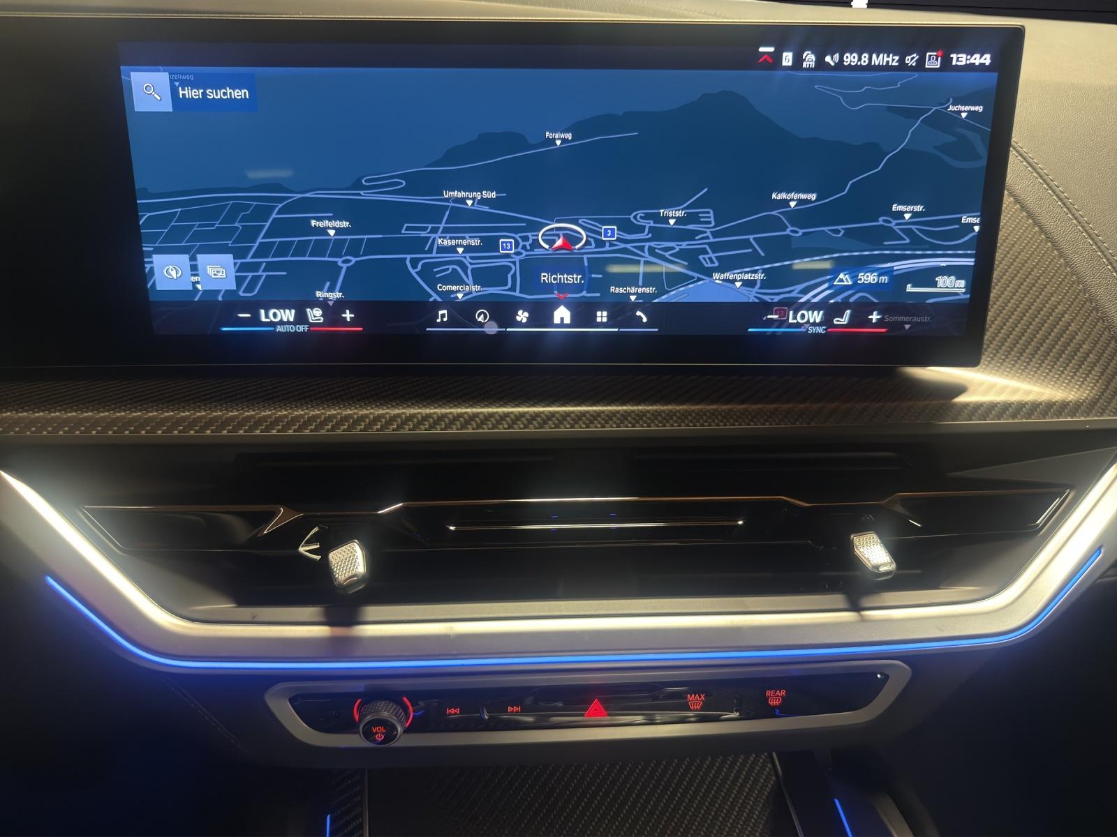 BMW XM 50e Plug-in Hybrid-image-17