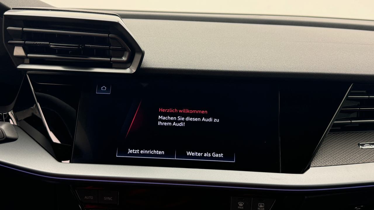 AUDI RS3 Limousine 2.5 TSI quattro S-tronic-image-7