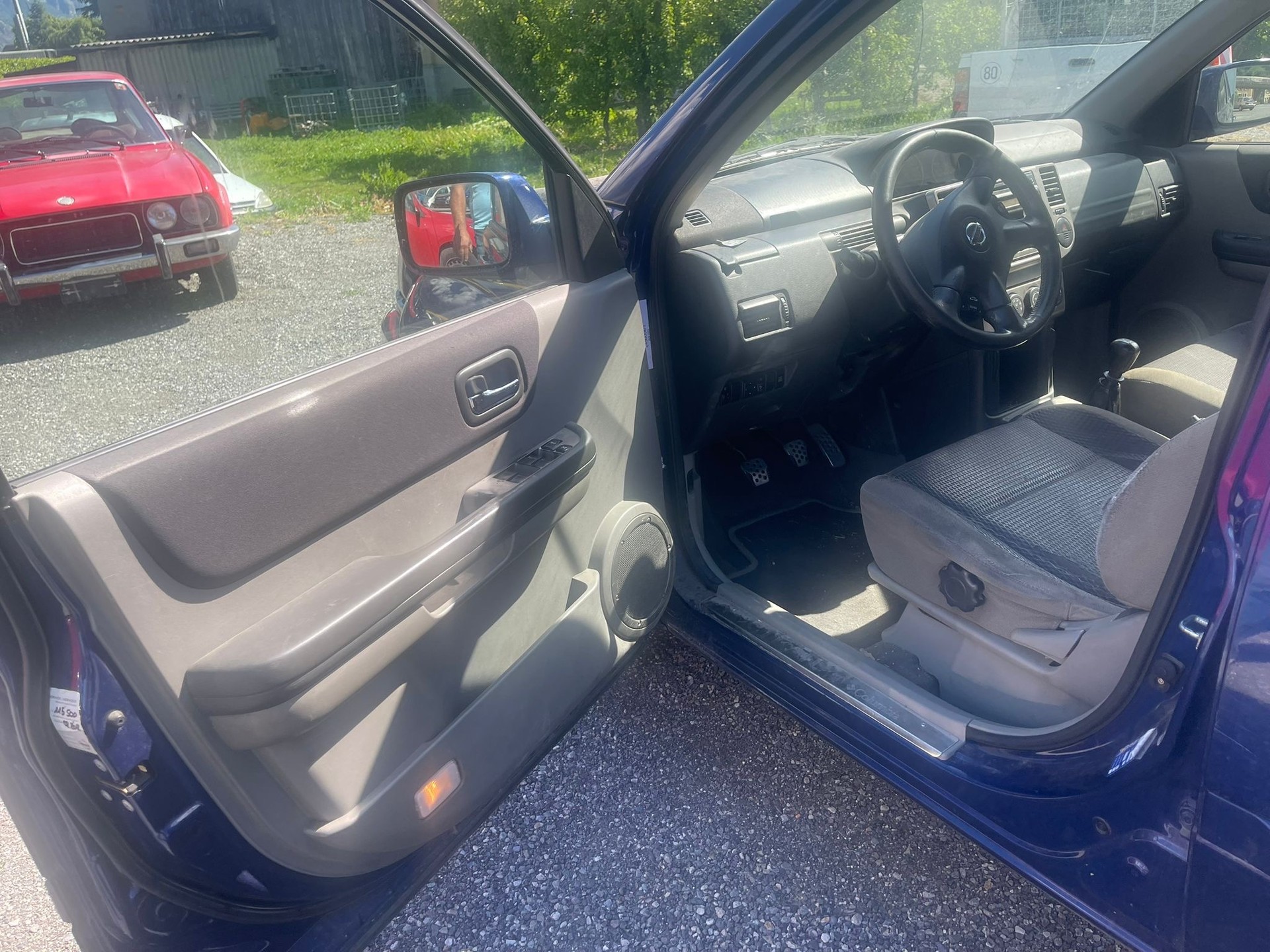 NISSAN X-Trail 2.2 DCI Columbia 4WD-image-5