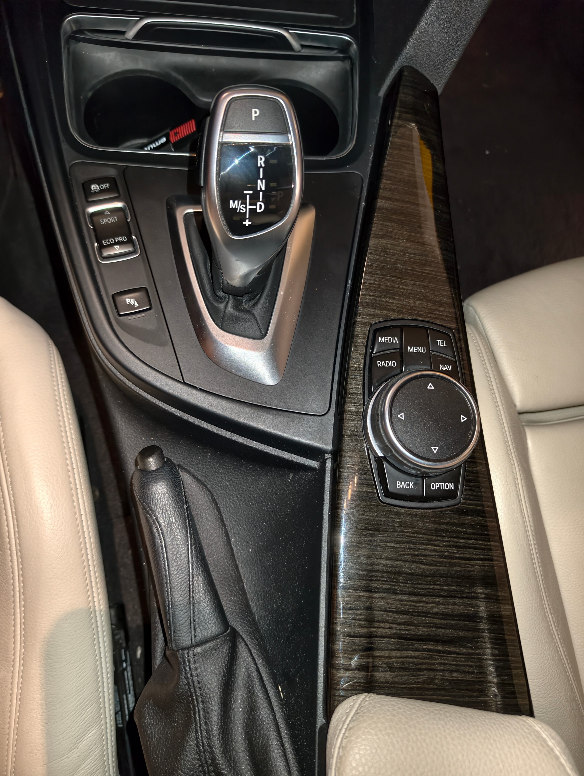 BMW 430d Gran Coupé xDrive **Luxury Line**-image-6
