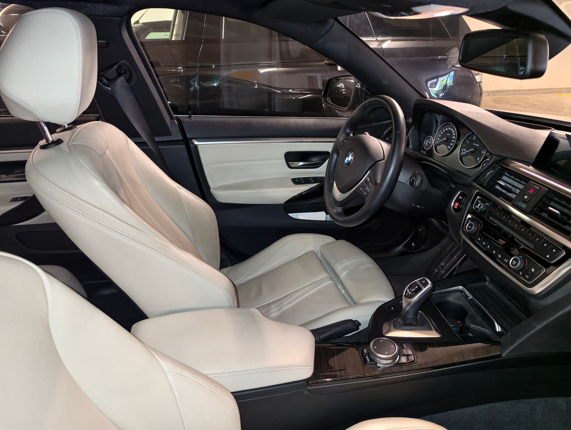 BMW 430d Gran Coupé xDrive **Luxury Line**-image-4