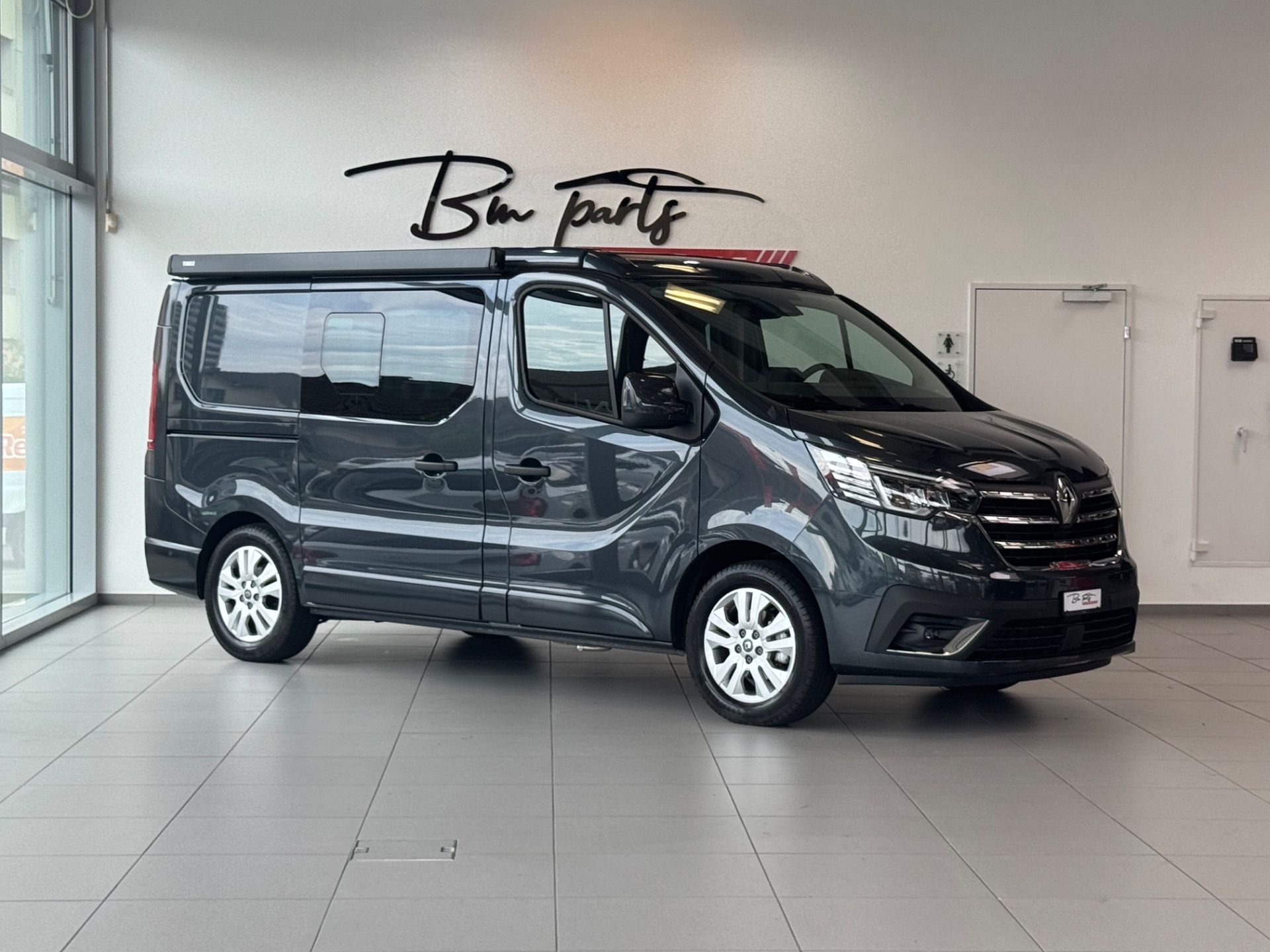 RENAULT Trafic Blue dCi 170 Spacenomad Iconic EDC