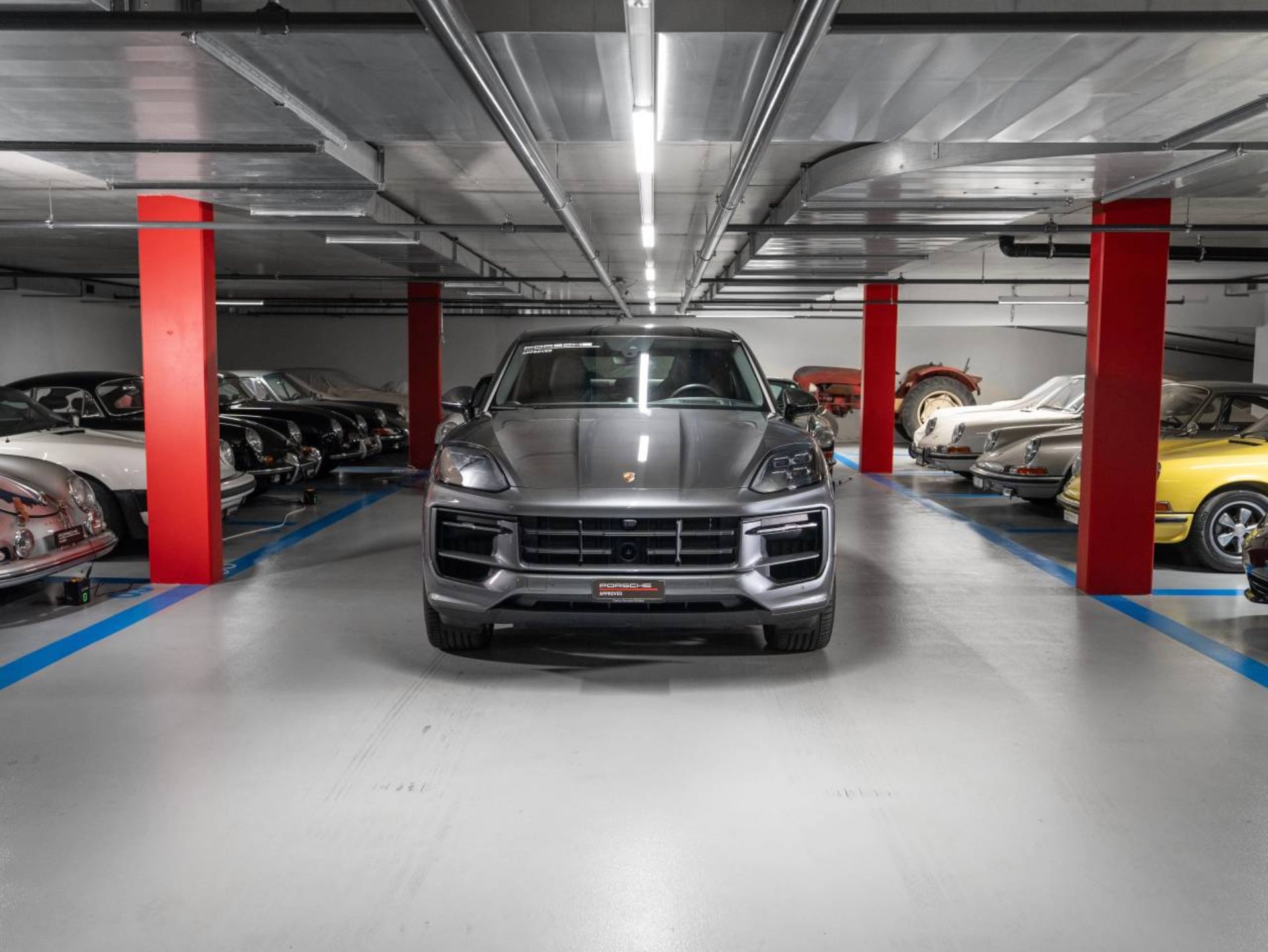 PORSCHE Cayenne S E-Hybrid Coupé-showroom-element-1
