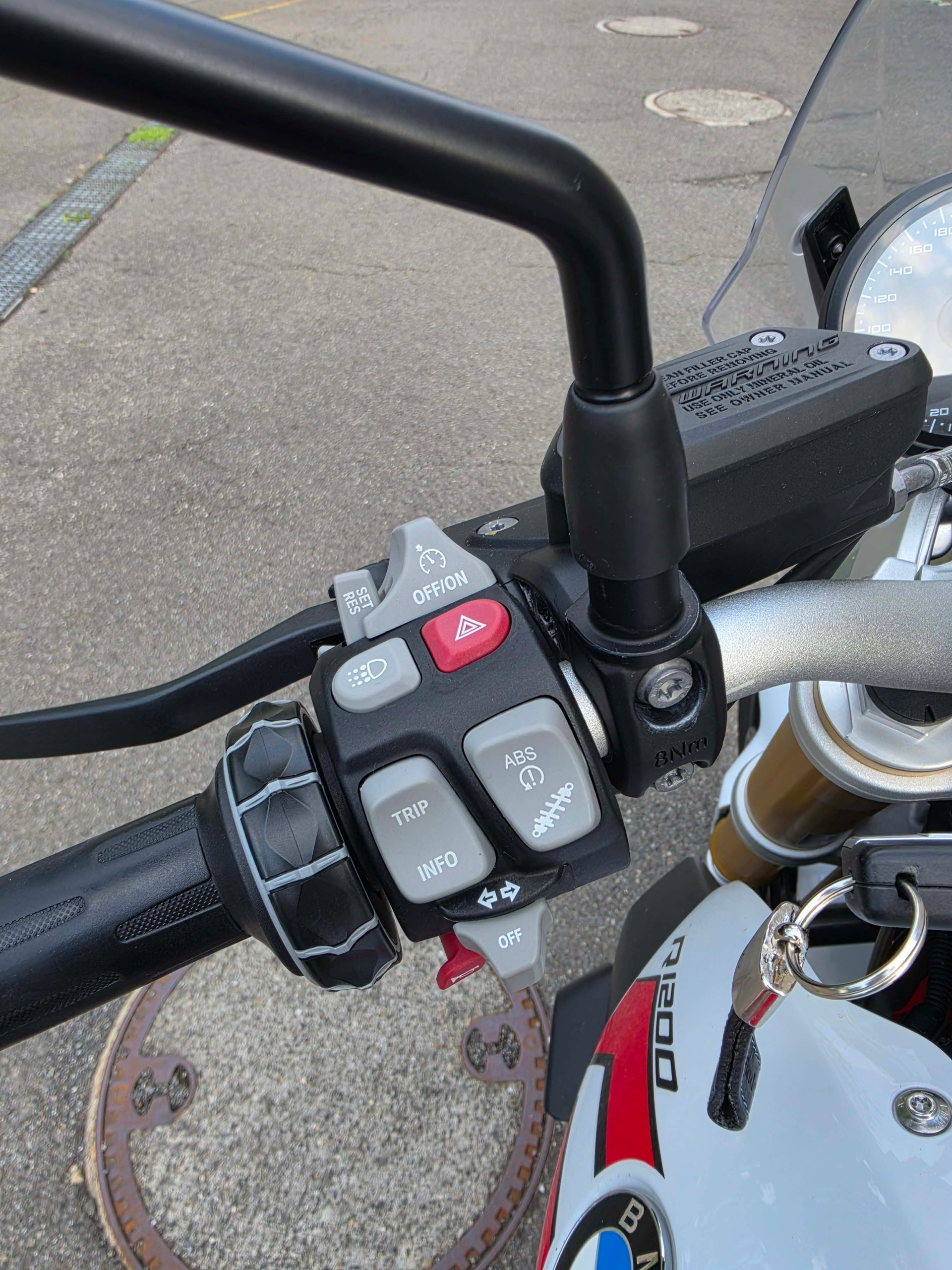 BMW R 1200 R ABS-image-6