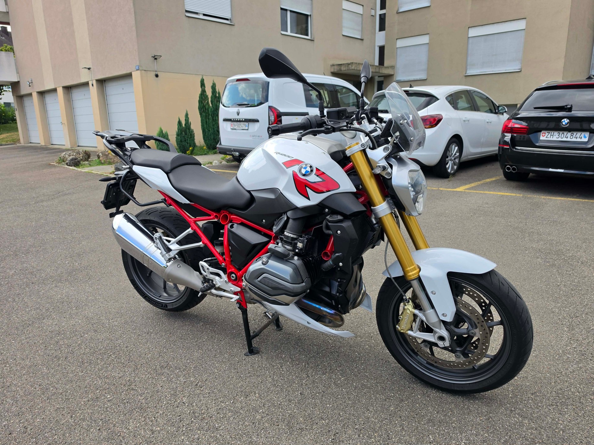 BMW R 1200 R ABS-image-0