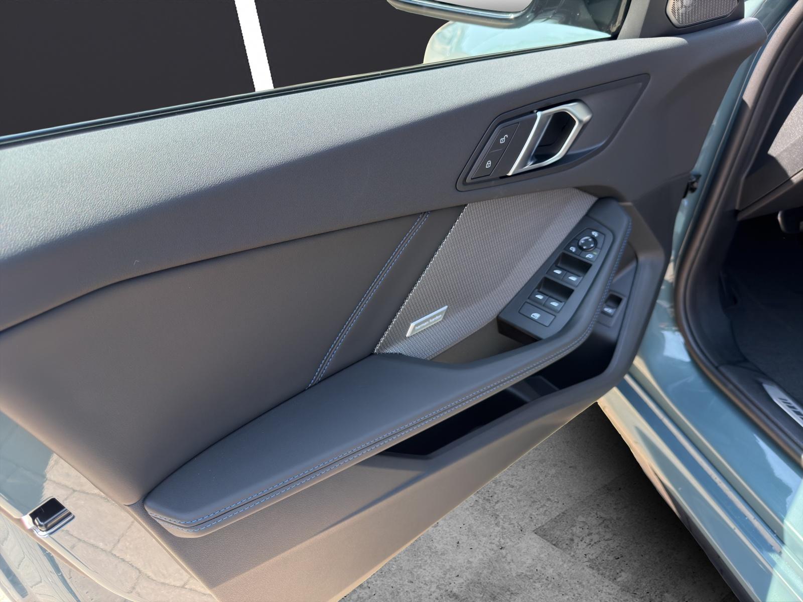 BMW 123 xDrive-image-7