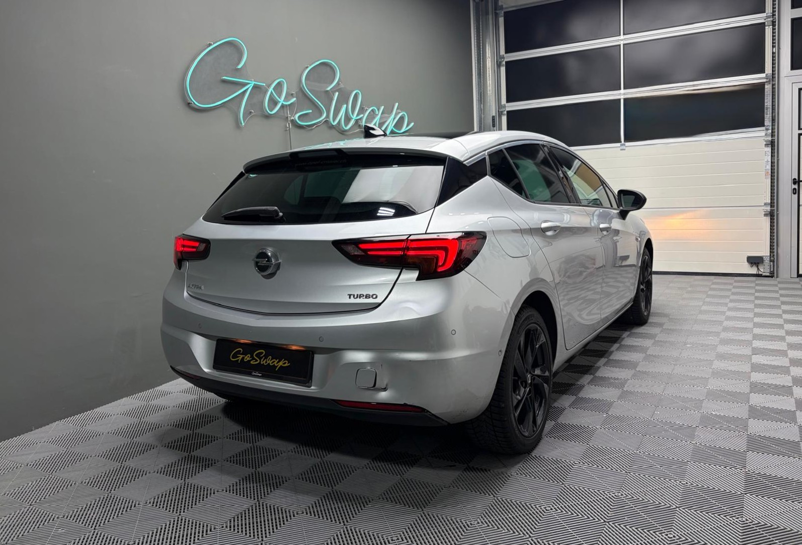 OPEL Astra 1.4i Turbo Excellence - Caméra de recul - Expertise du jour-showroom-element-2