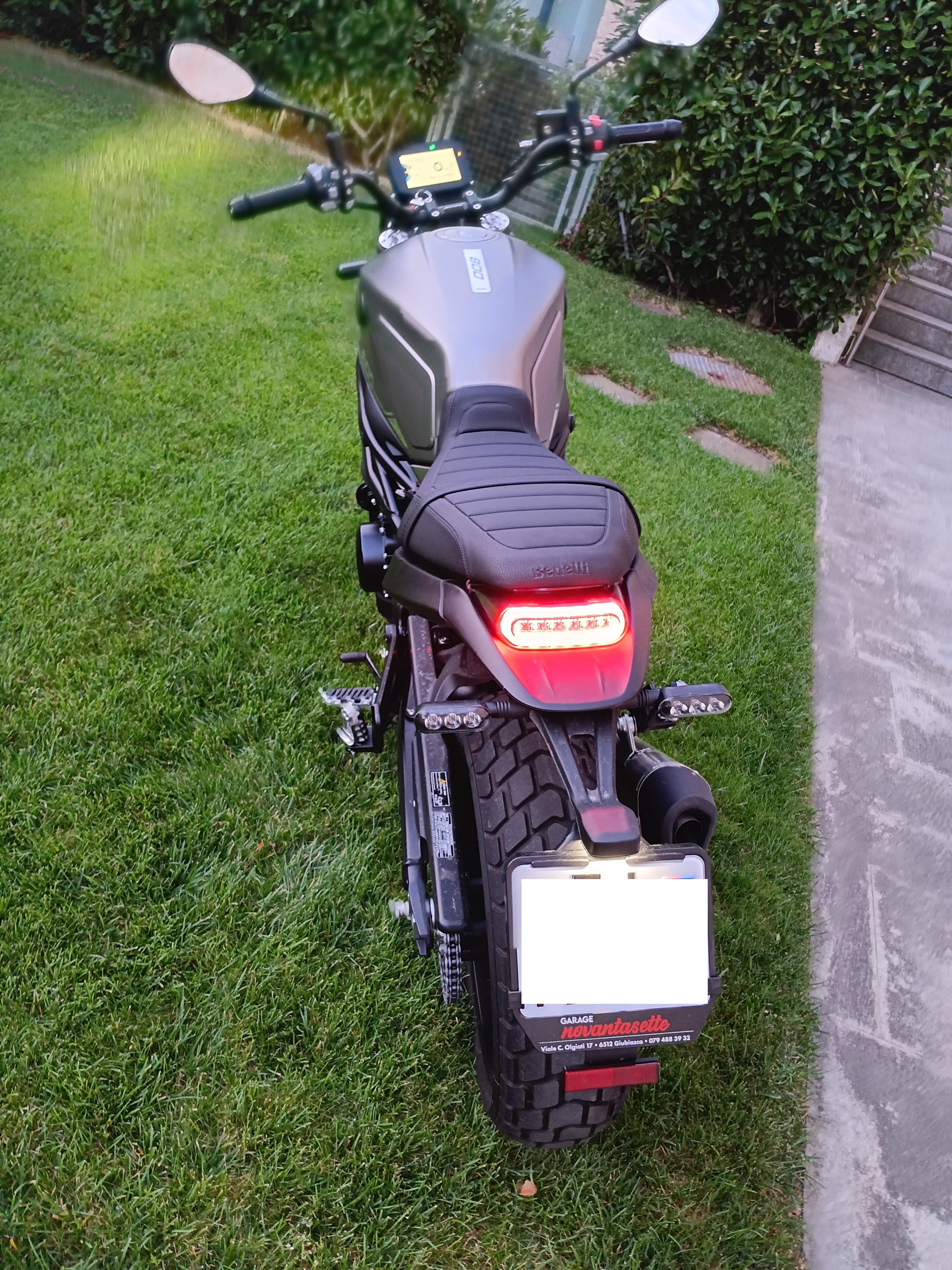 BENELLI Leoncino 800-image-1