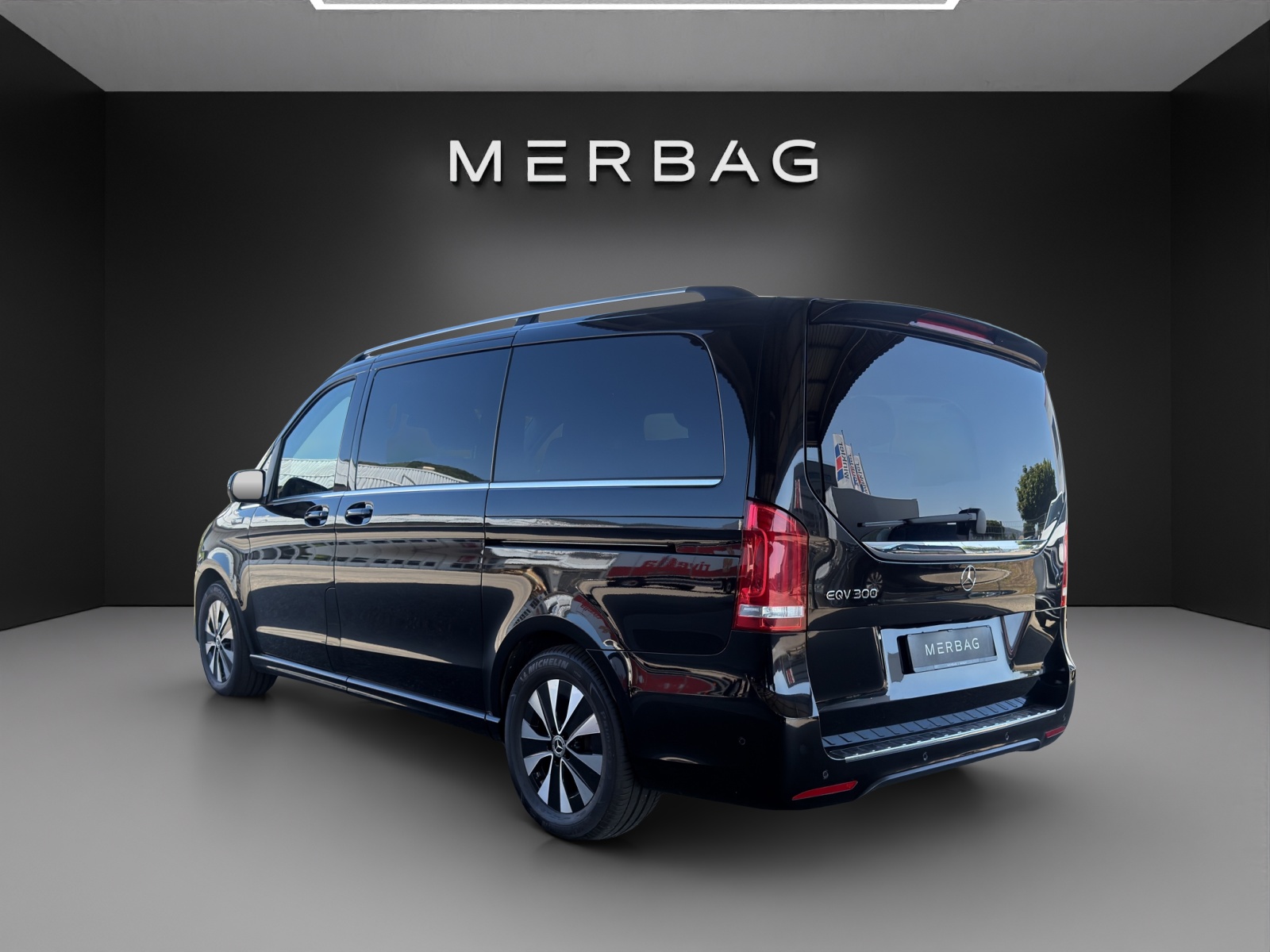 MERCEDES-BENZ EQV 300 Avantgarde lang-image-3