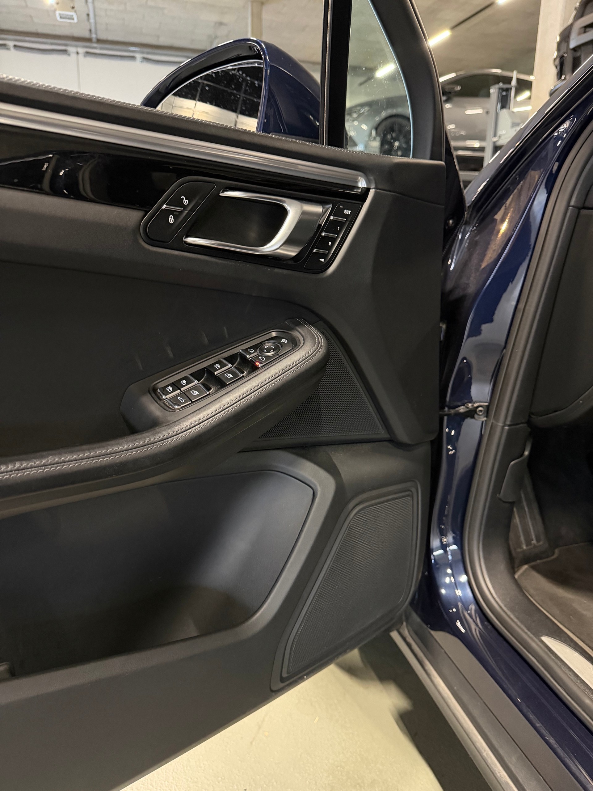 PORSCHE Macan S PDK *CH VHC*-image-11