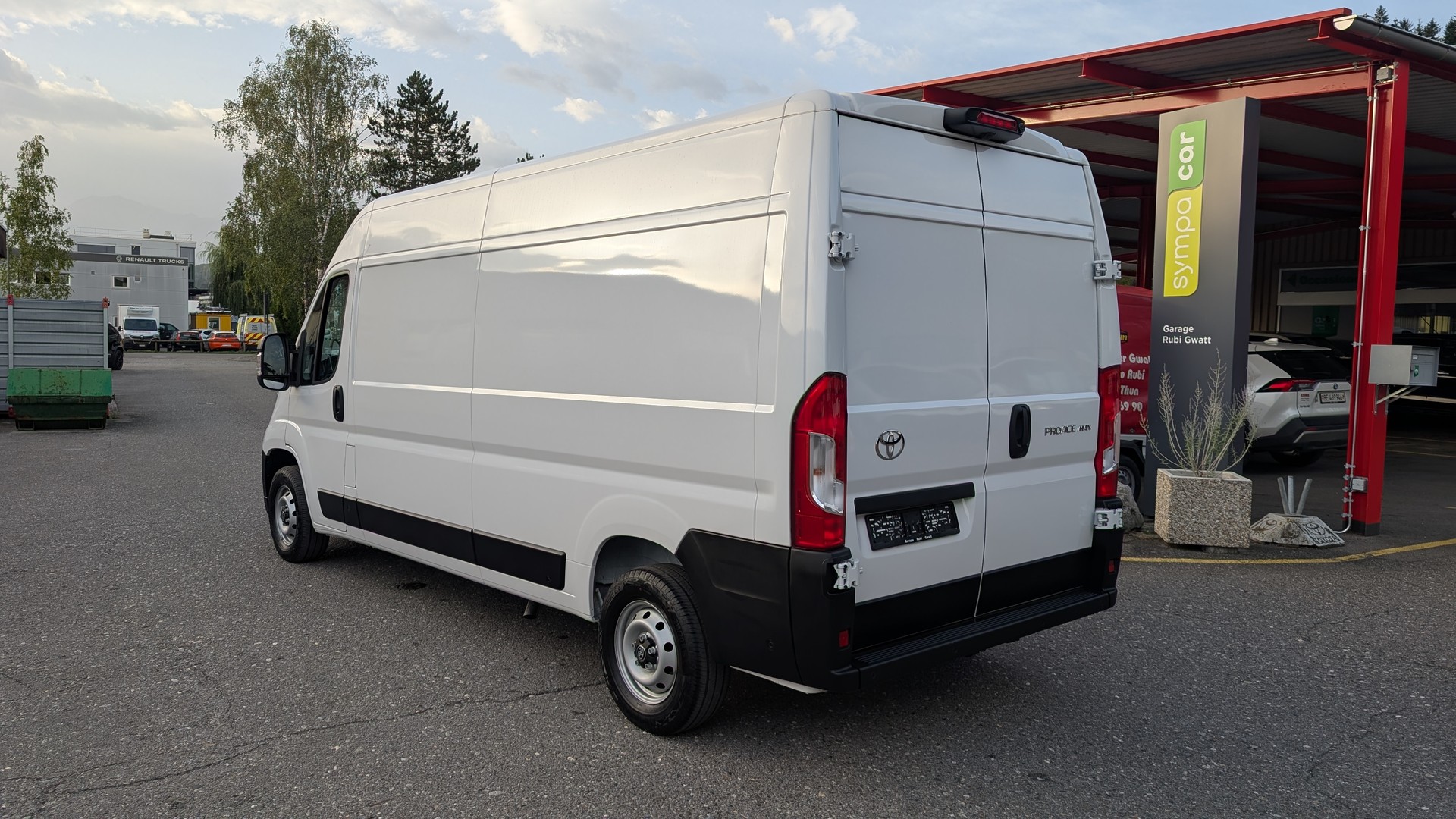 TOYOTA Proace MAX 2.2D Panel Van Advanced 3,5t L3H2-image-6