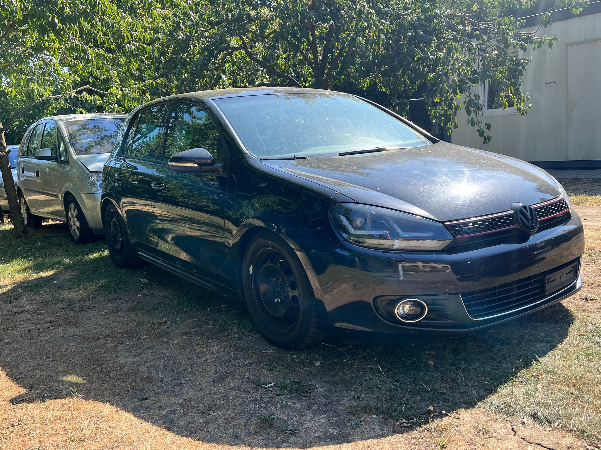 VW Golf 2.0 TDI Highline DSG-image-1