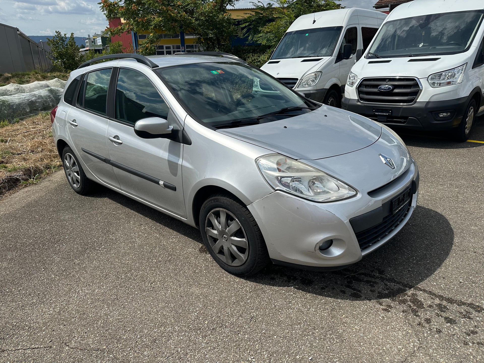 RENAULT Clio Grandtour 1.2 16V Expression-showroom-element-1