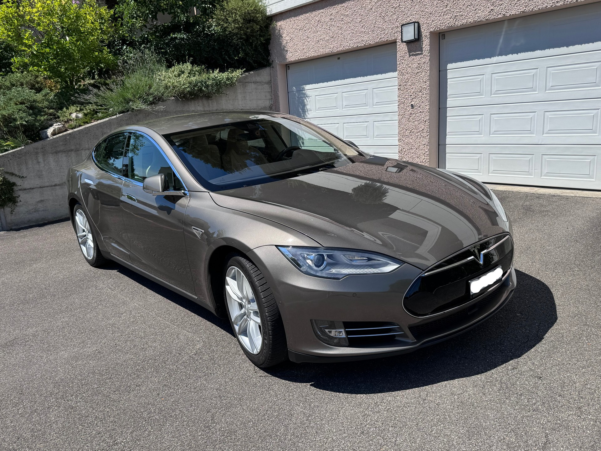 TESLA 85 D-image-2