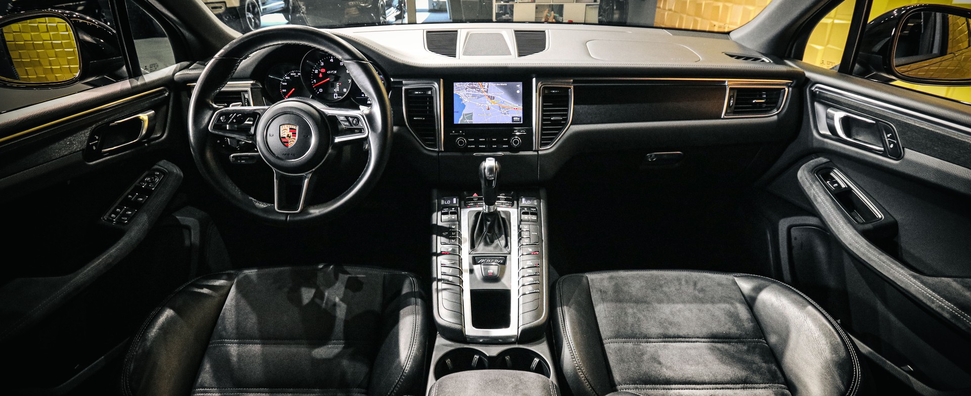 PORSCHE Macan GTS PDK-image-11
