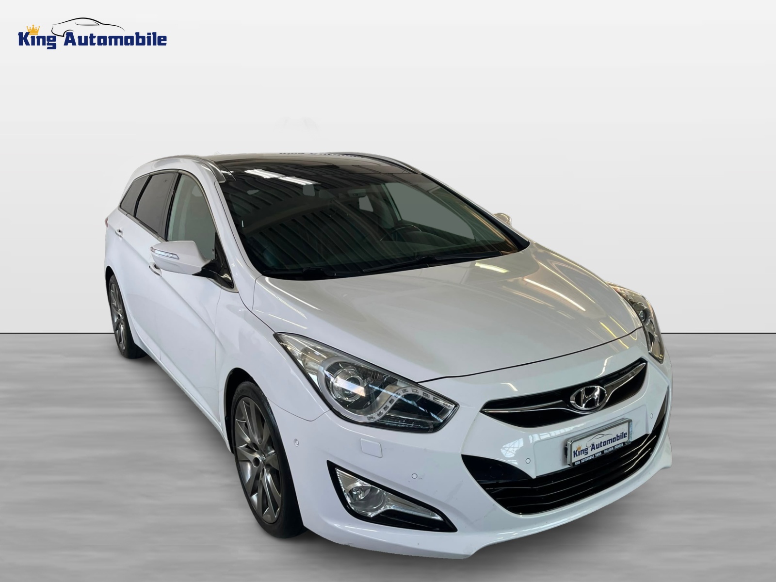 HYUNDAI i40 Wagon 1.7 CRDI Premium Automatic | Frisch MFK | CH-Auto | Ab Service | Pano Dach | Leder