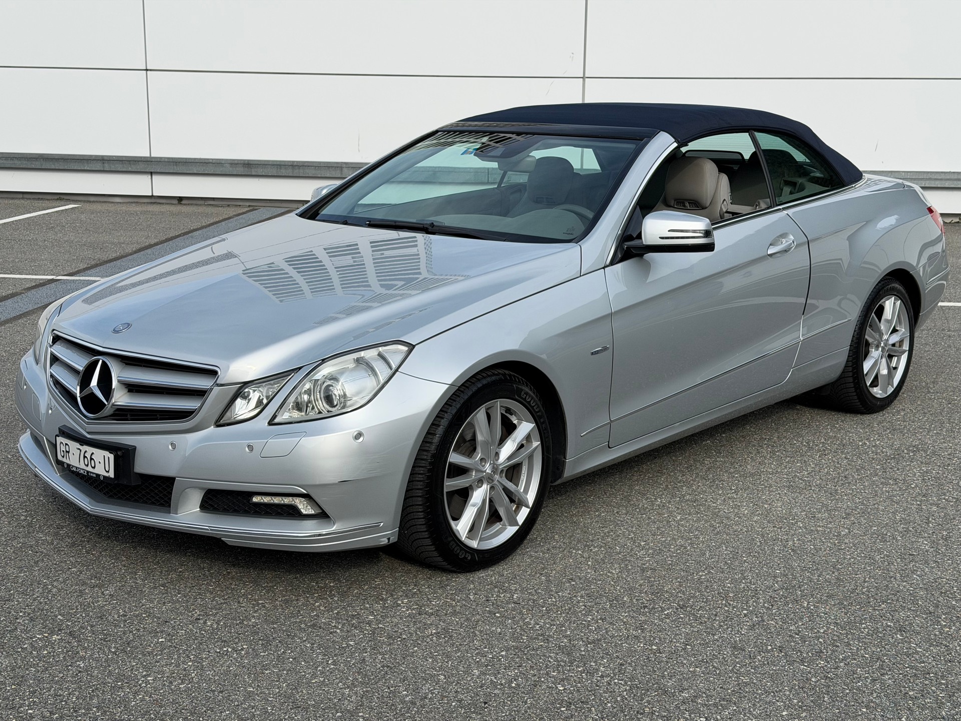 MERCEDES-BENZ E 350 CDI BlueEfficiency 7G-Tronic-showroom-element-1