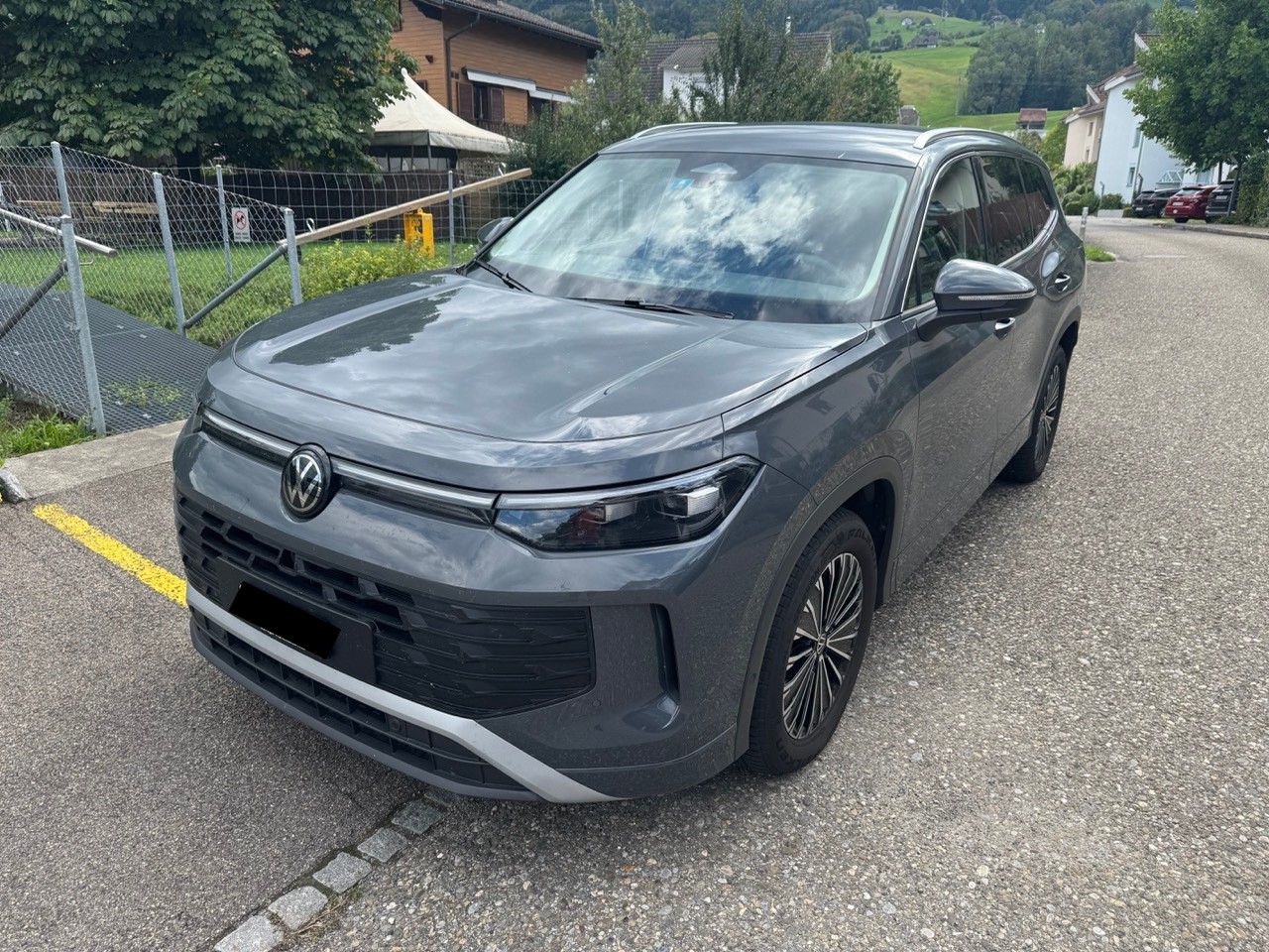 VW Tayron 2.0 TDI 4Motion DSG, 5 Jahre VW Original -Werksgarantie, 7 Sitzer, AHK, 4x4, garagengepflegt