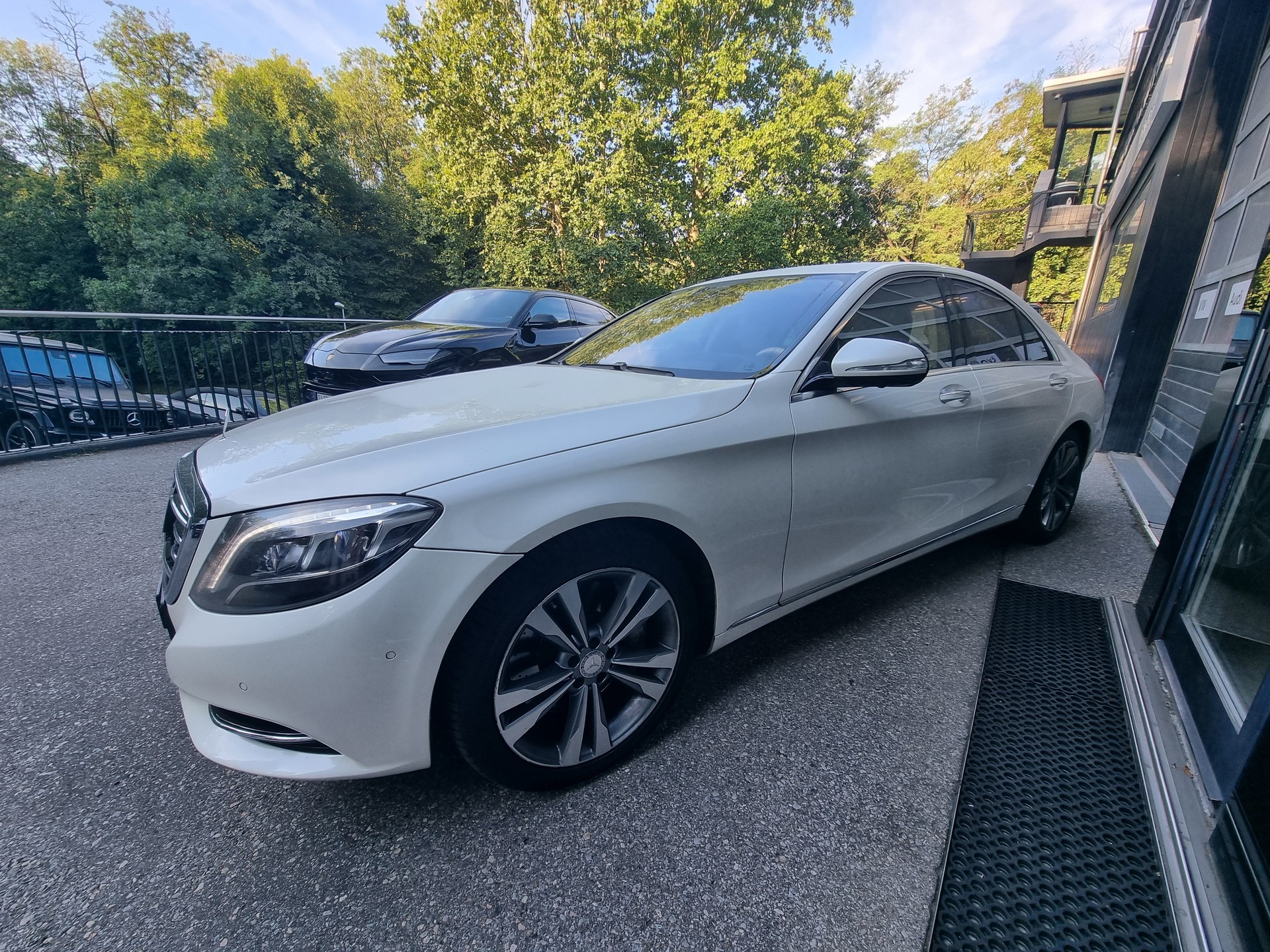 MERCEDES-BENZ S 500 L 4Matic 7G-Tronic-image-3
