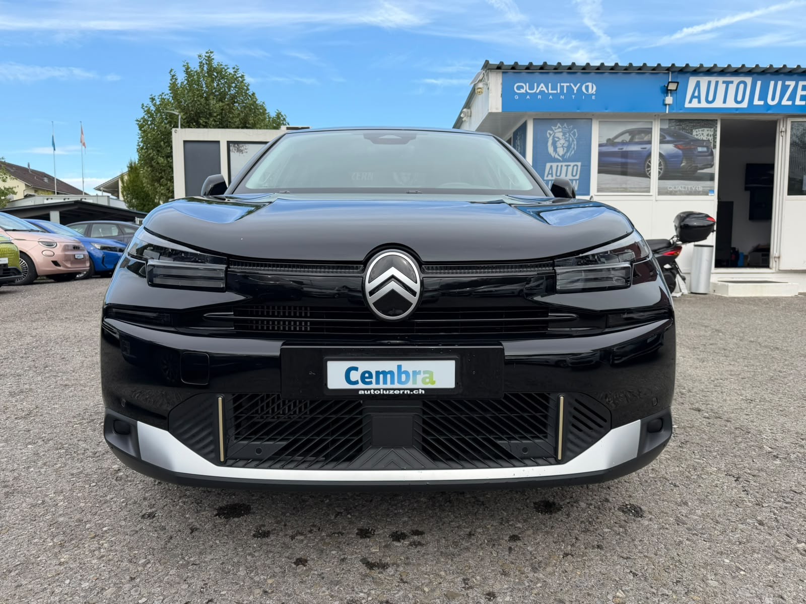 CITROEN C4 X HEV Max-image-8