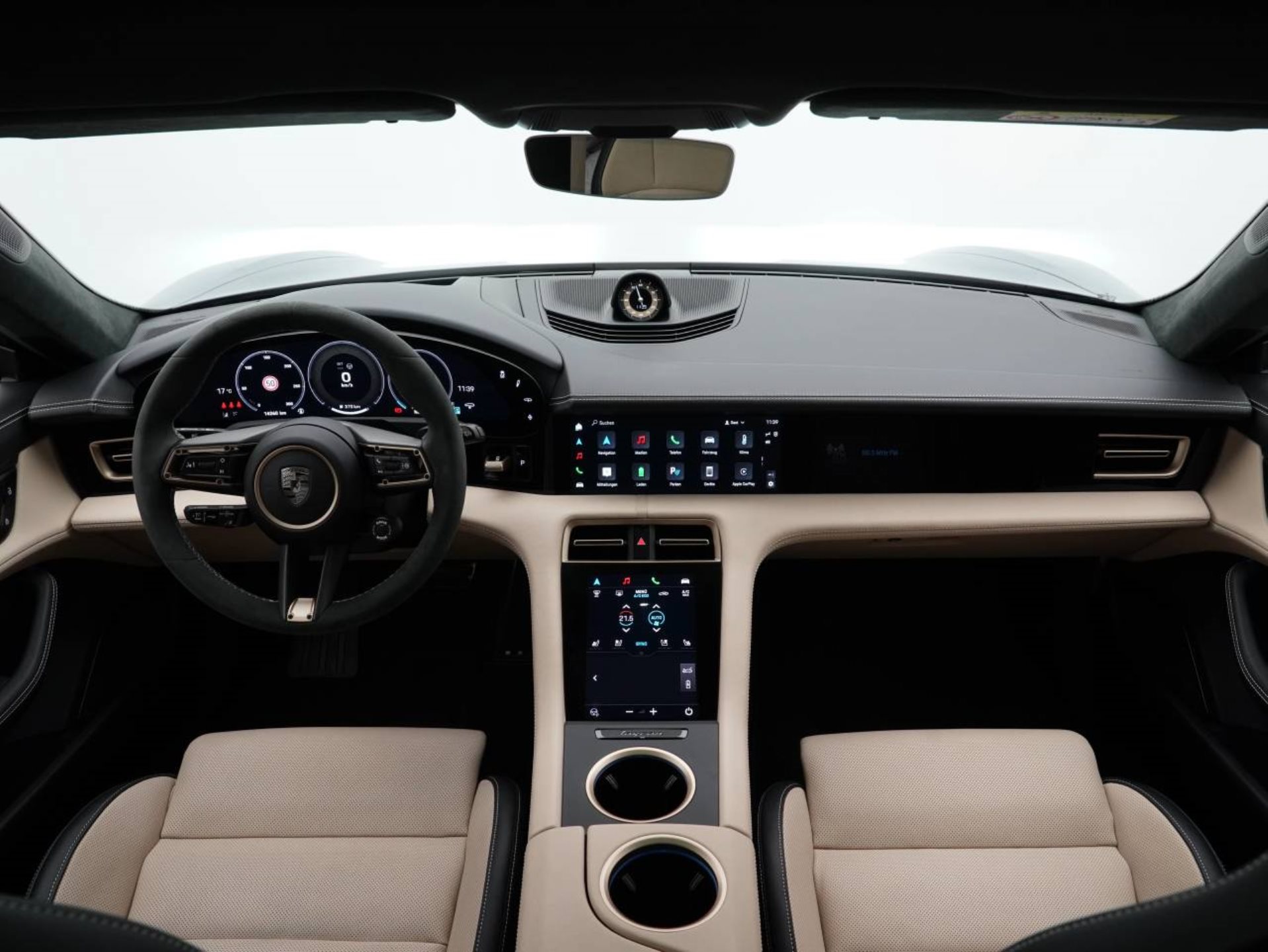 PORSCHE Taycan Turbo Cross Turismo-image-14