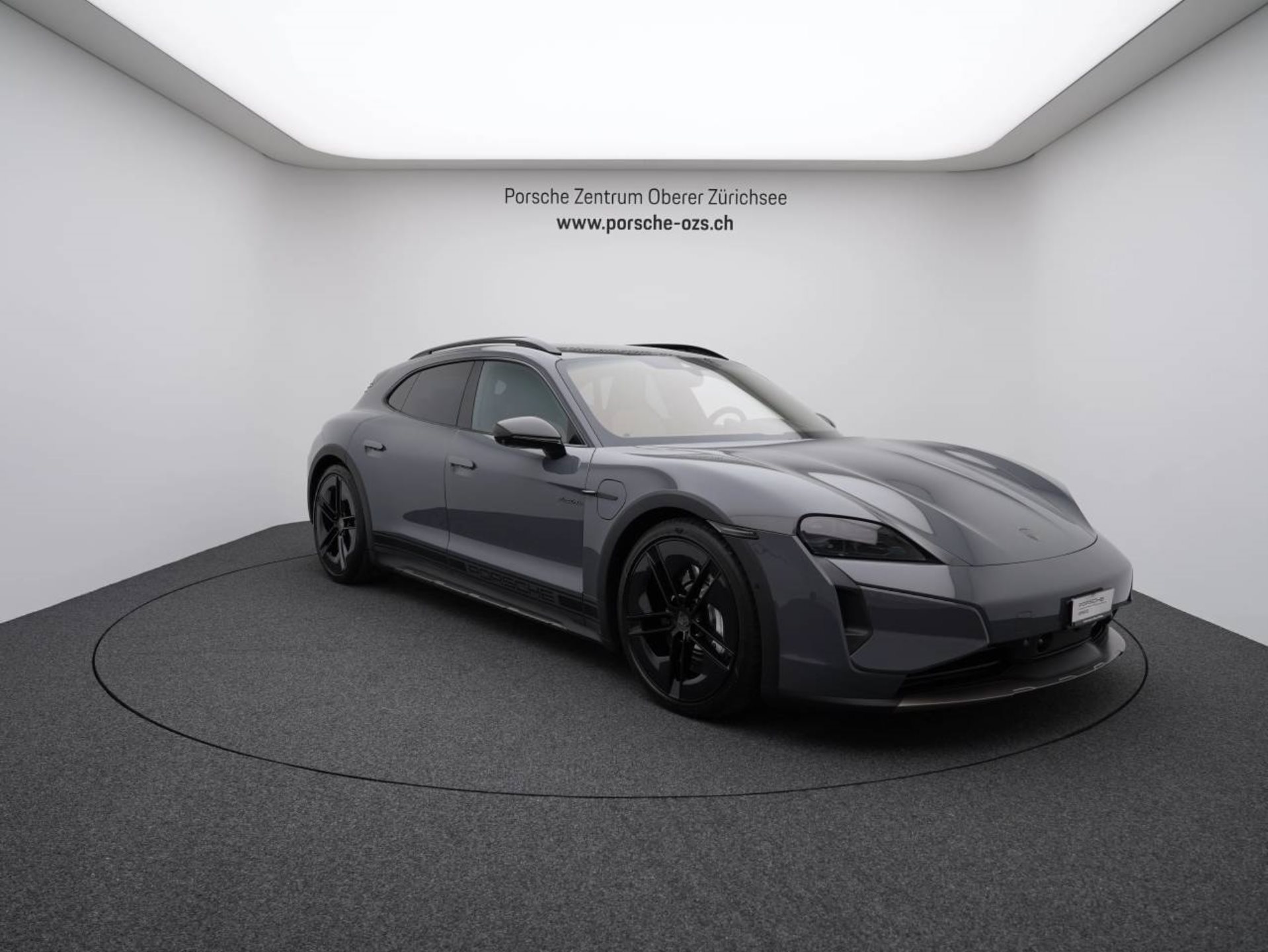 PORSCHE Taycan Turbo Cross Turismo-image-8
