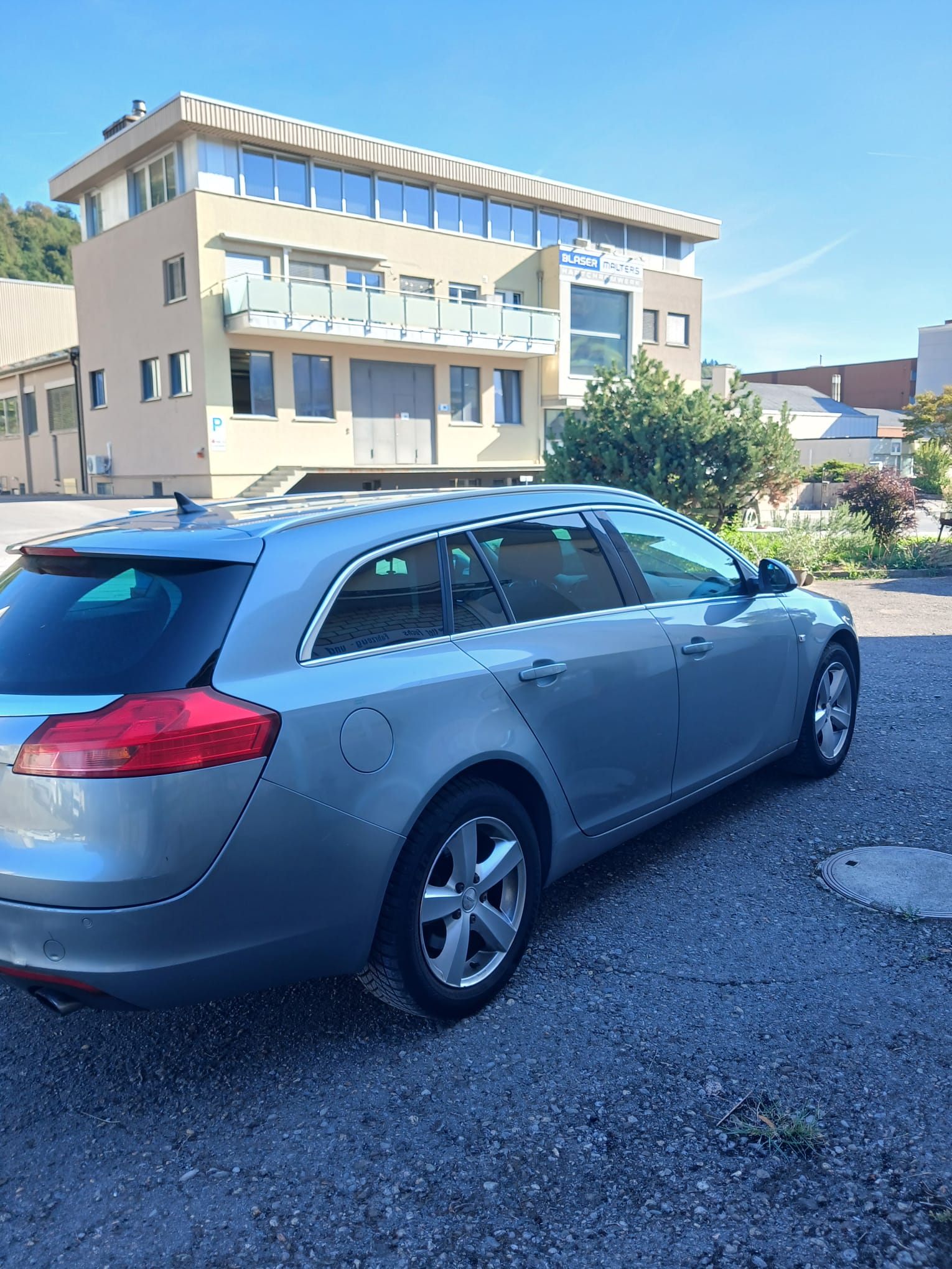 OPEL Insignia ST 2.0 Turbo Sport Edition Aut.-image-3