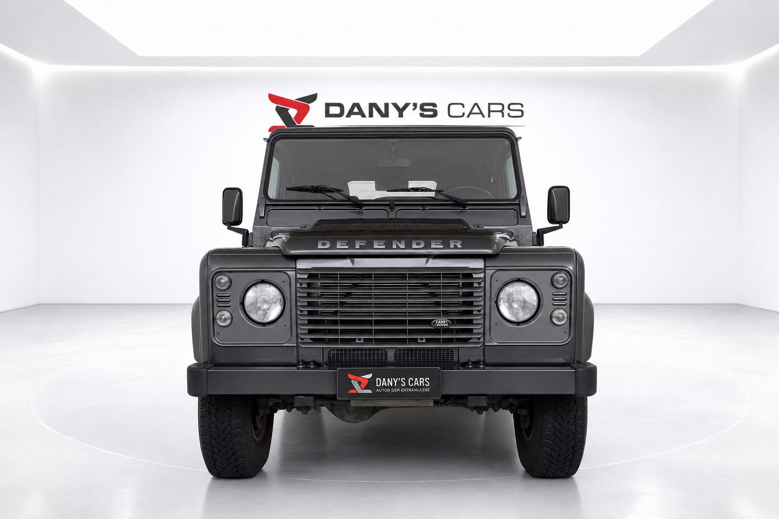 LAND ROVER Defender 90 2.2 TD4 SW-showroom-element-1