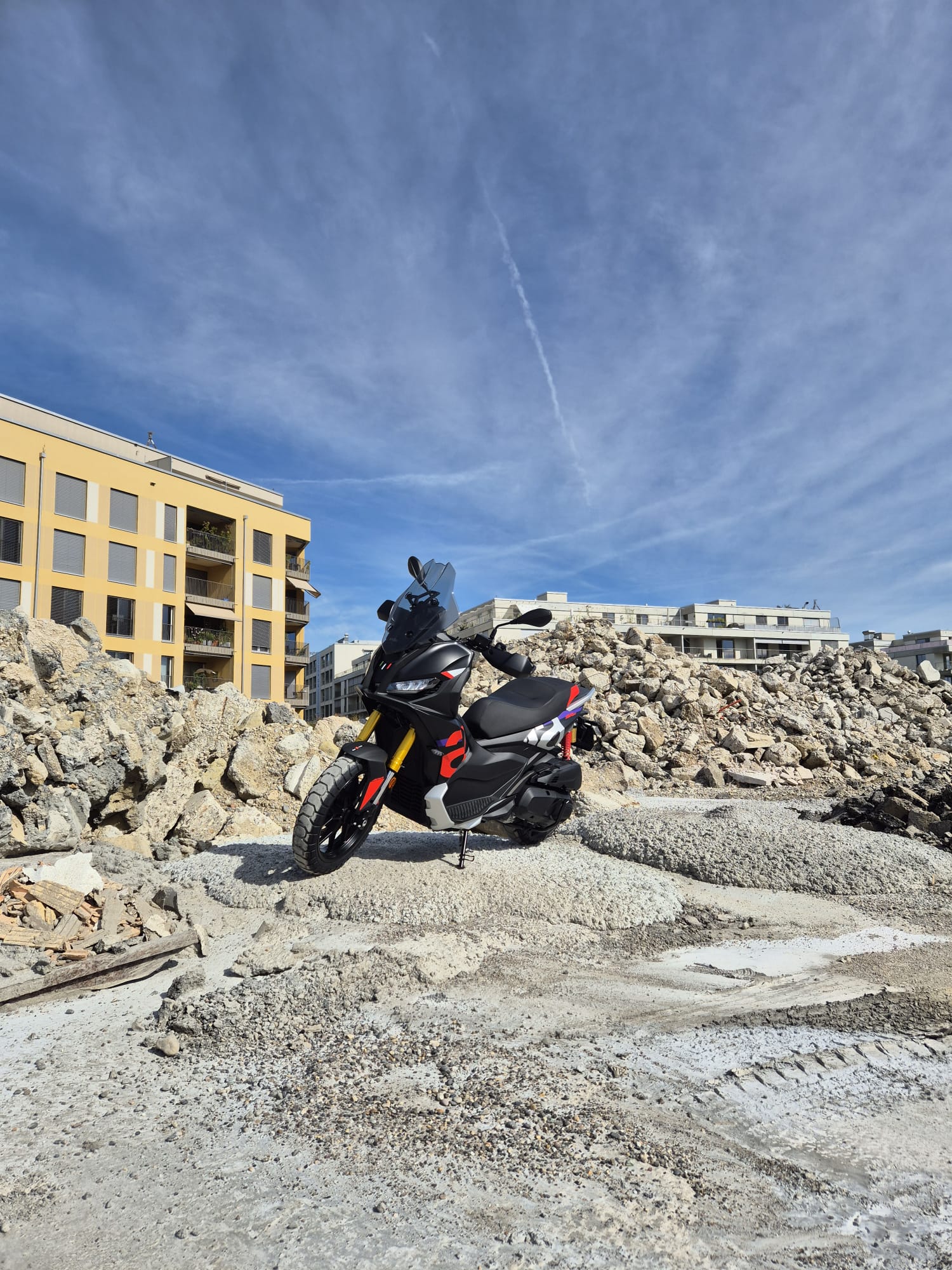 APRILIA SR 400 GT Replica-image-2