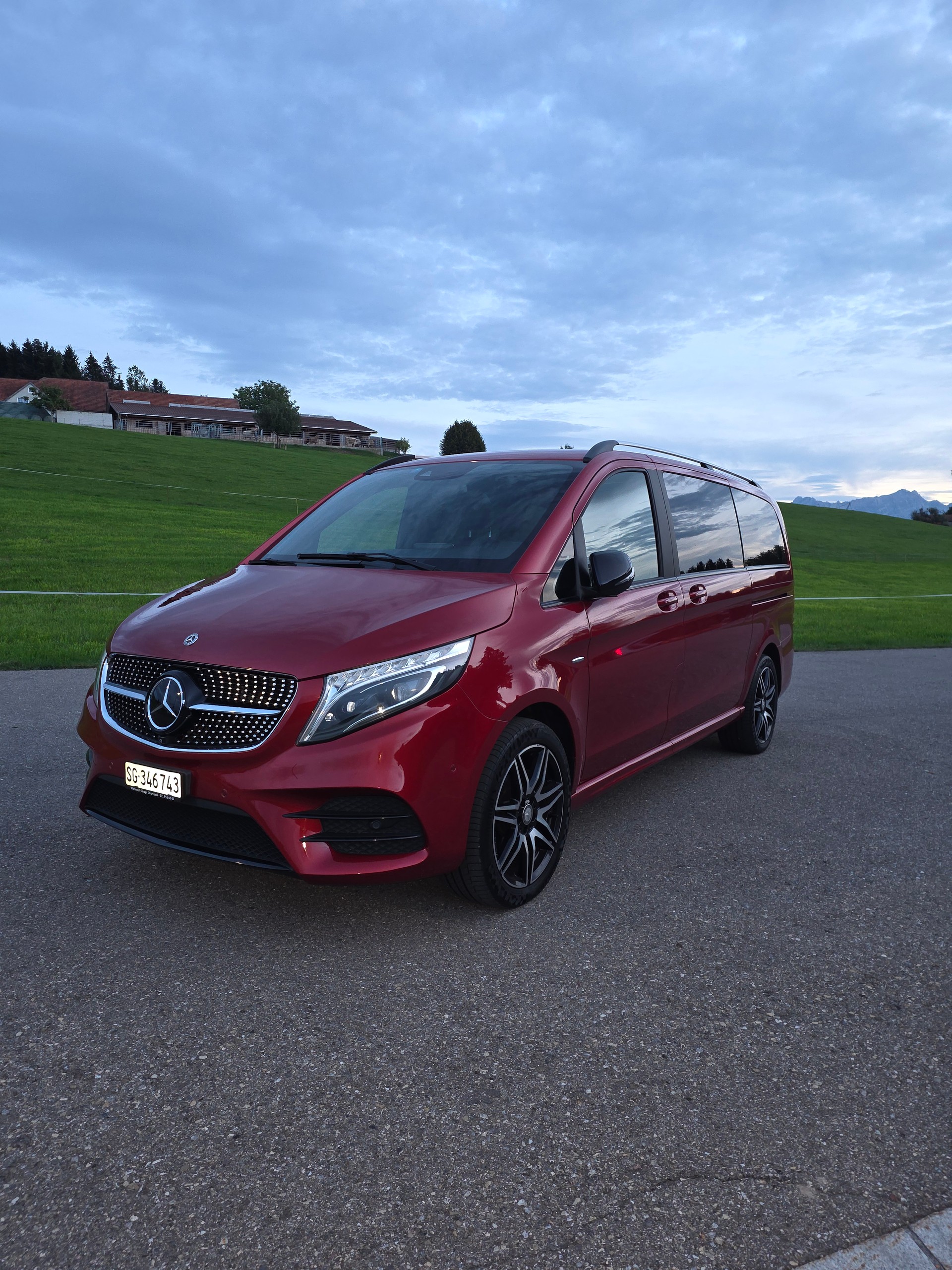 MERCEDES-BENZ V250 Avantgarde 4 matic Lang /exklusive elegant