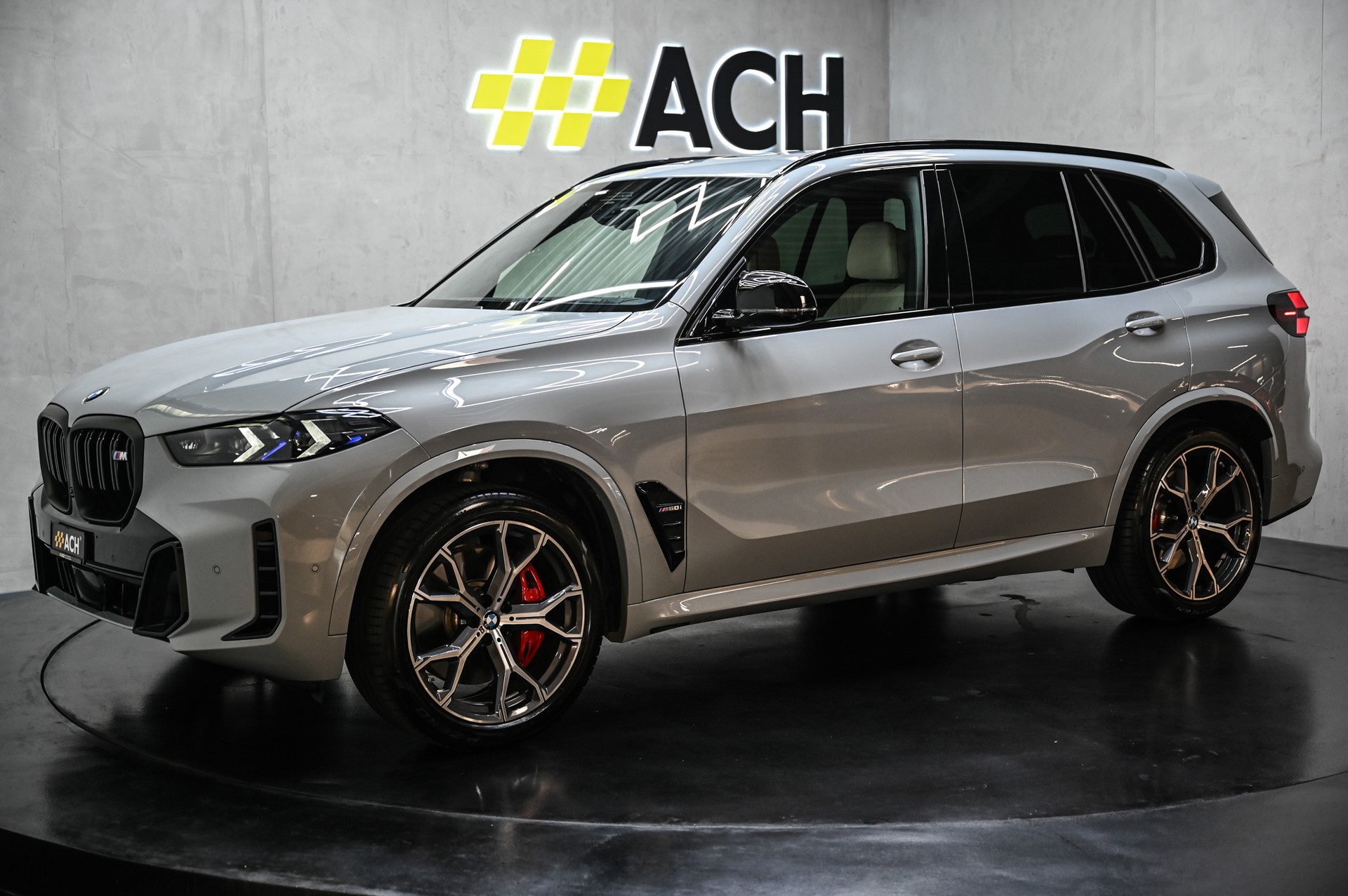 BMW X5 M60i xDrive M Sport Pro-image-5