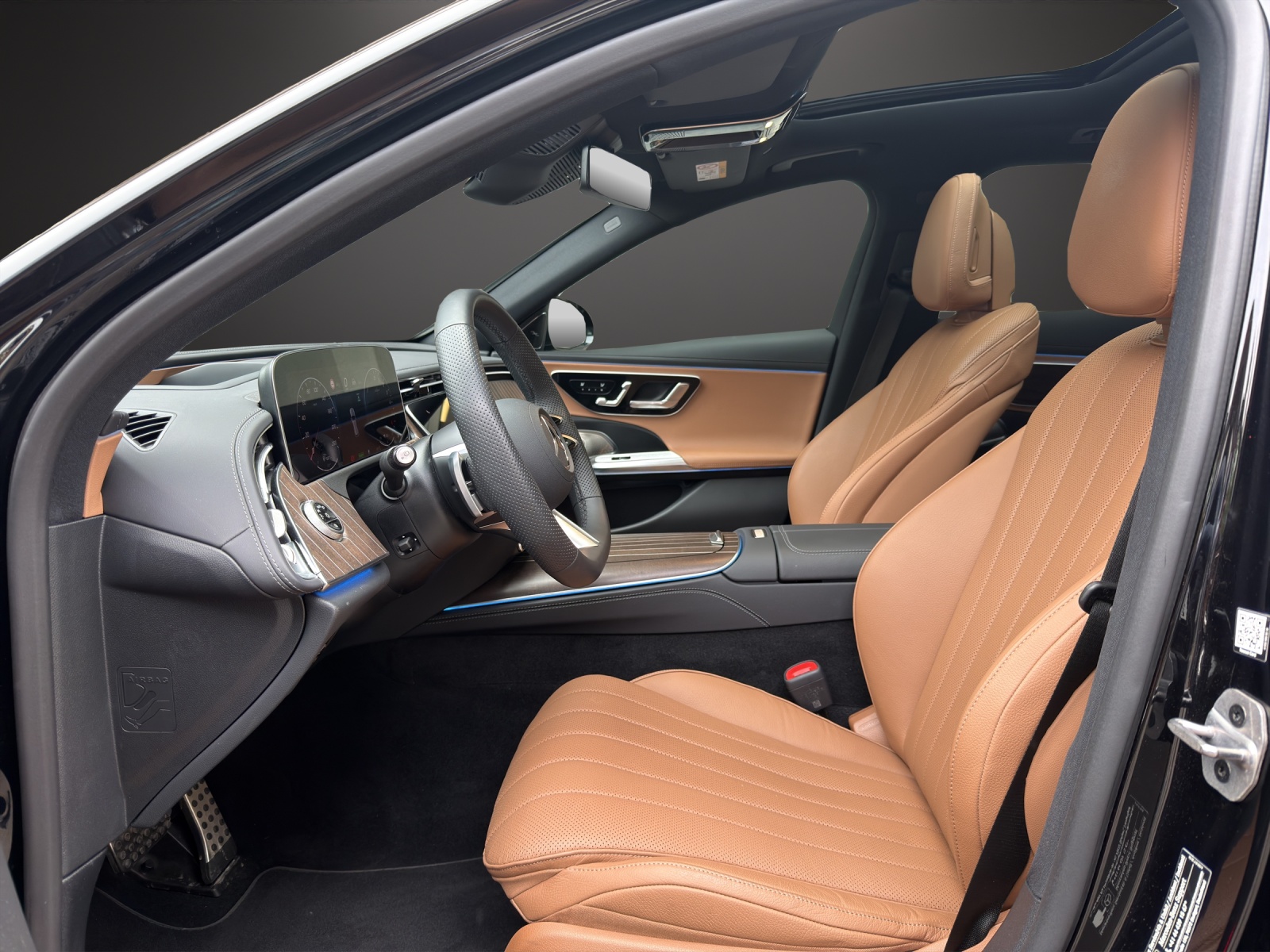 MERCEDES-BENZ E 300 de T 4Matic EQ Hybrid 9G-Tronic-image-9