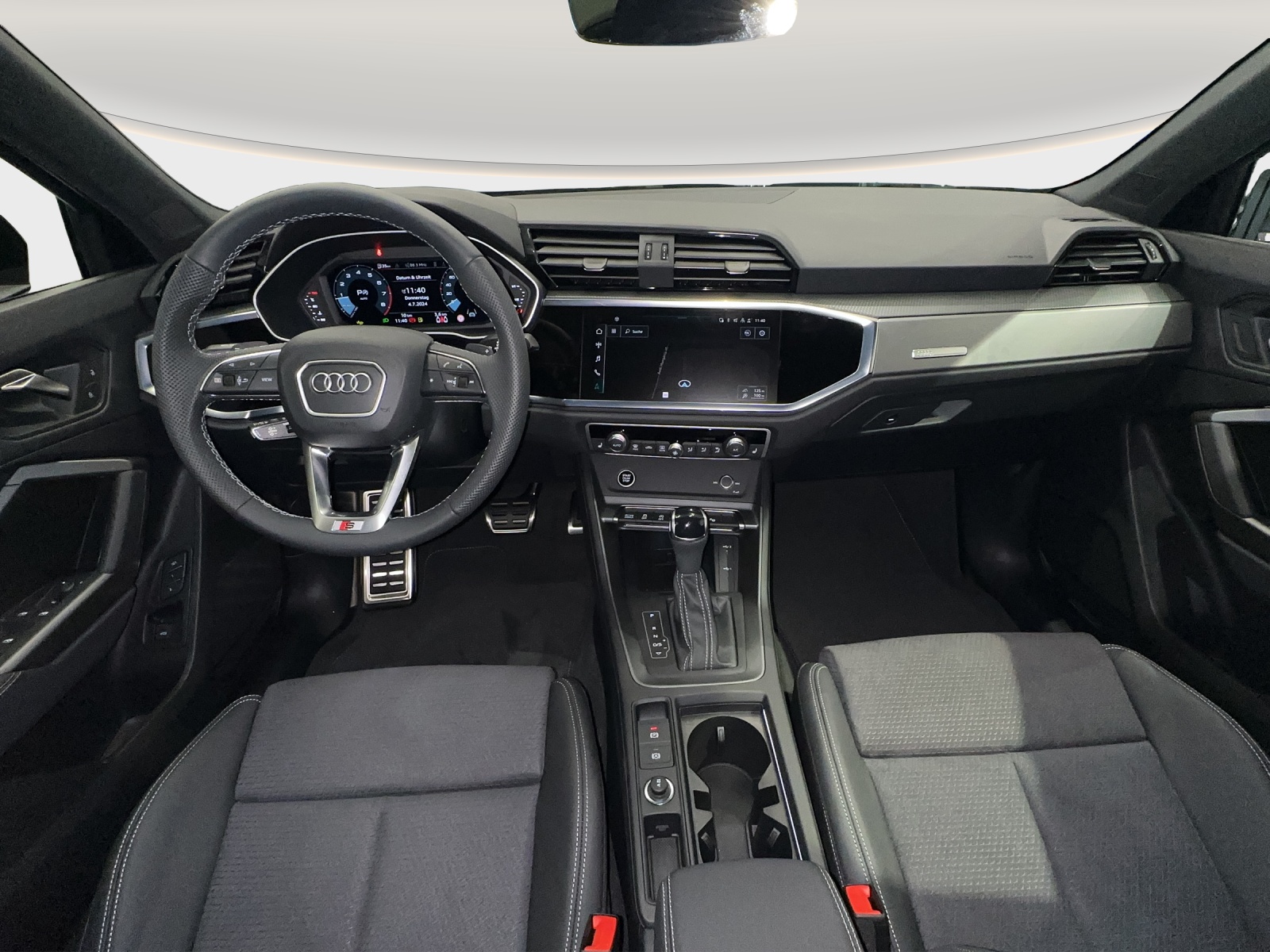 AUDI Q3 Sportback 35 TFSI S line Attraction 150PS-image-5