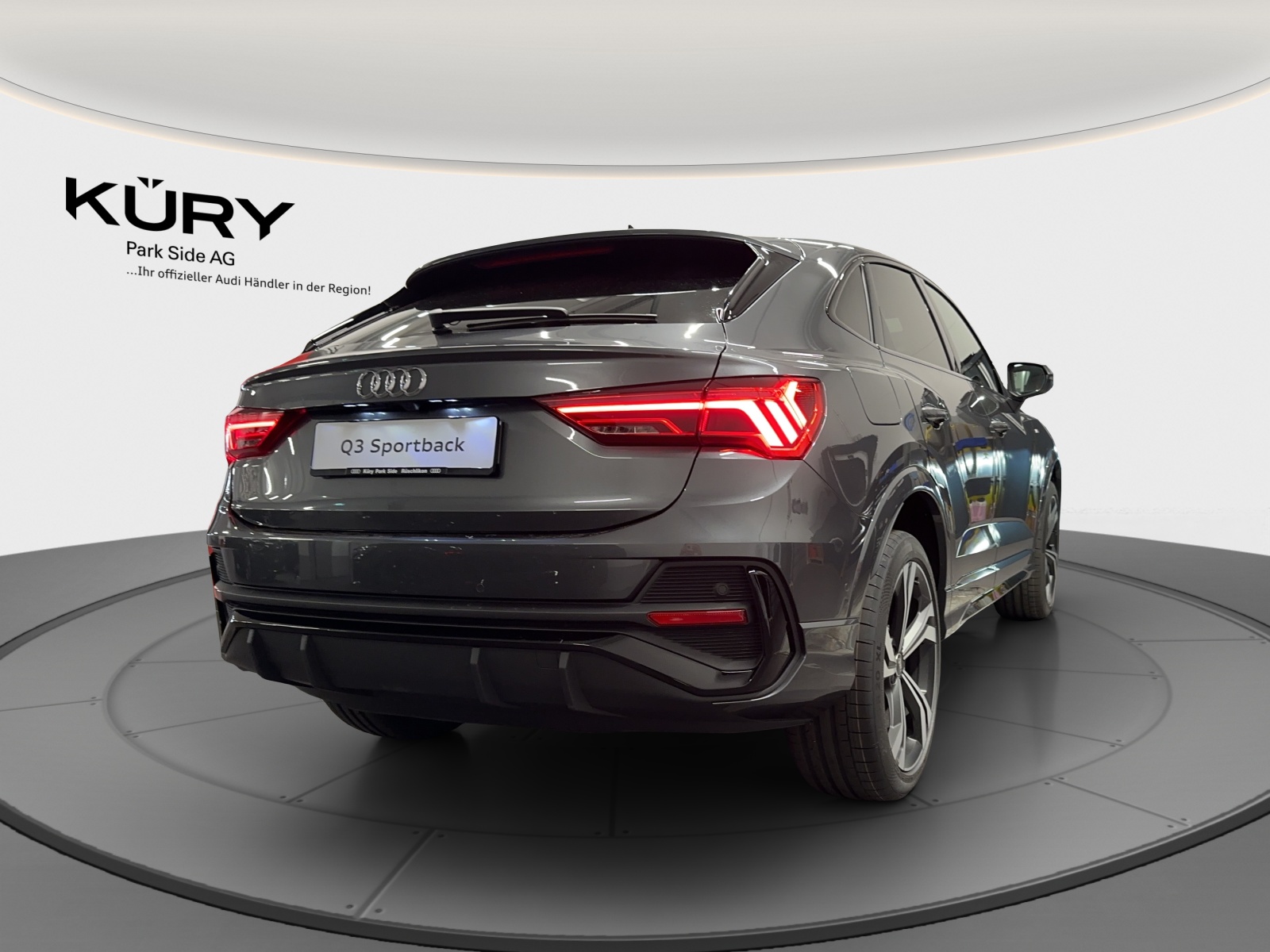AUDI Q3 Sportback 35 TFSI S line Attraction 150PS-showroom-element-3