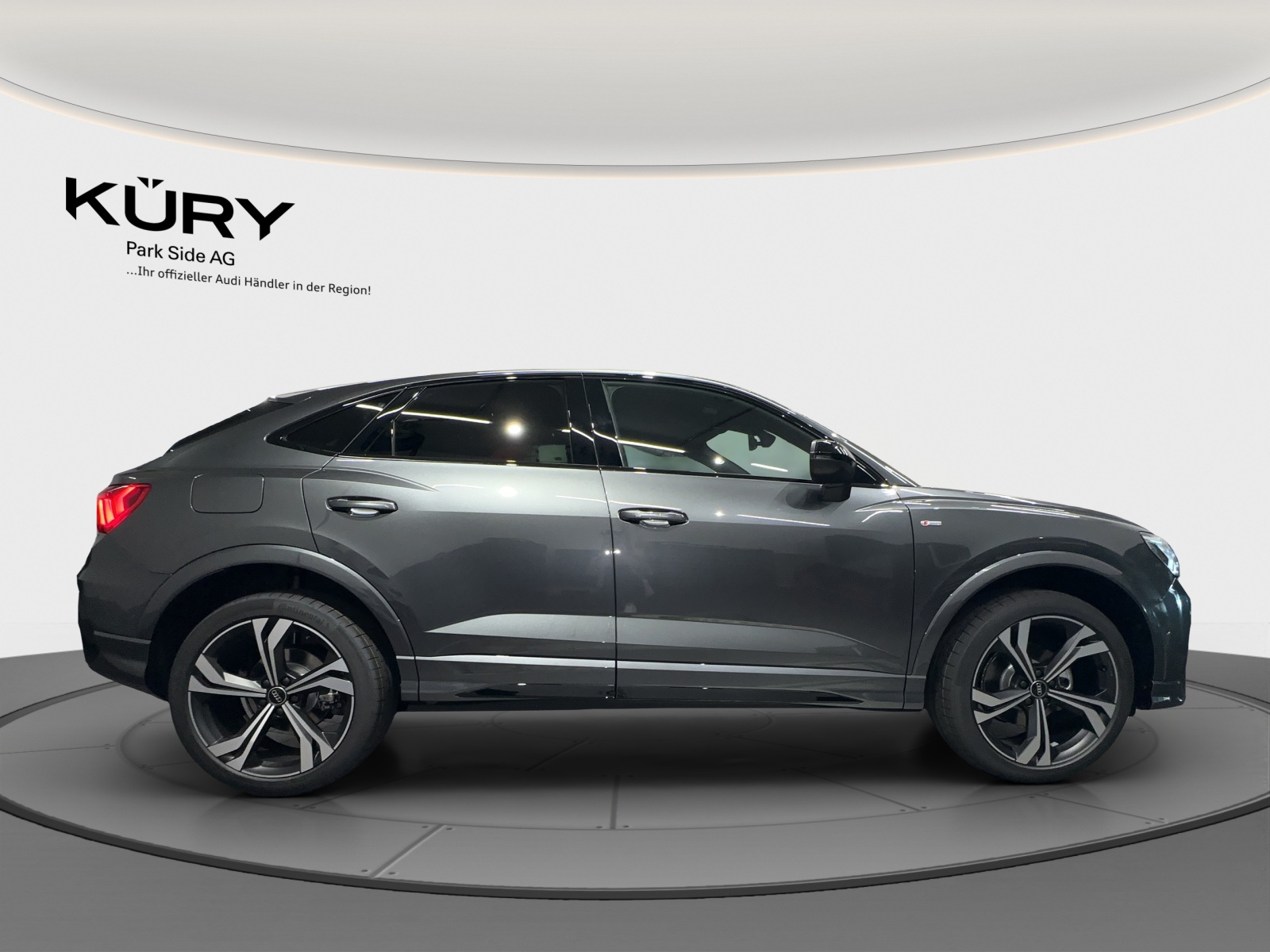 AUDI Q3 Sportback 35 TFSI S line Attraction 150PS-showroom-element-2
