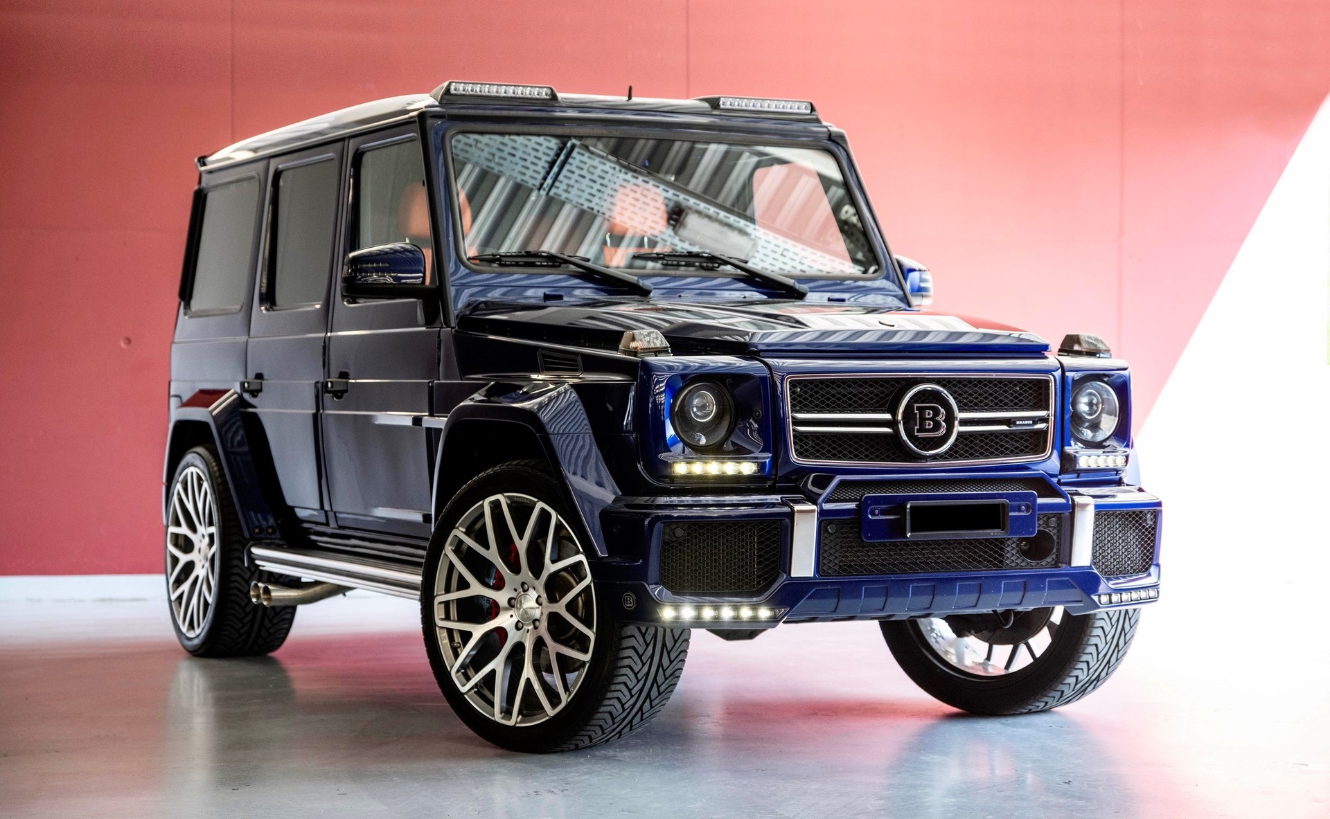 MERCEDES-BENZ G 63 AMG BRABUS WIDESTAR-image-4