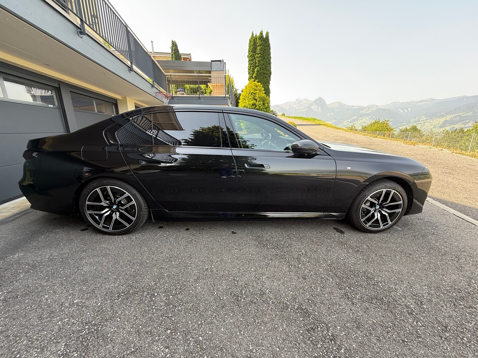 BMW i7 xDrive 60 M Sport-image-1