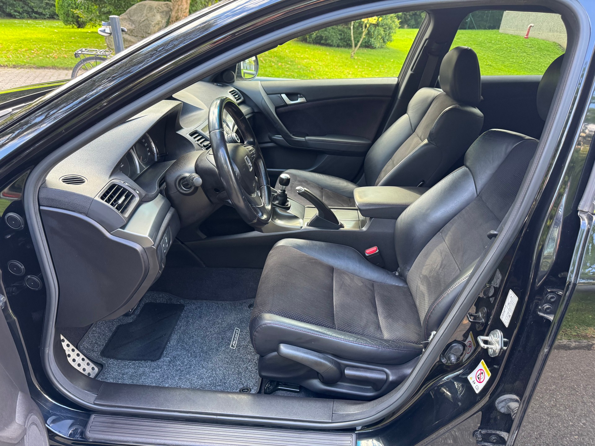 HONDA Accord Tourer 2.2 i-CTDi Type-S Advanced Safety Edition-image-9