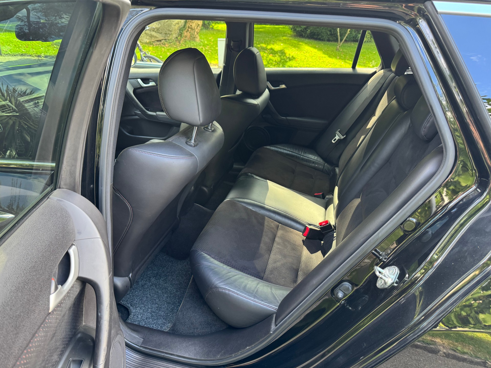 HONDA Accord Tourer 2.2 i-CTDi Type-S Advanced Safety Edition-image-11
