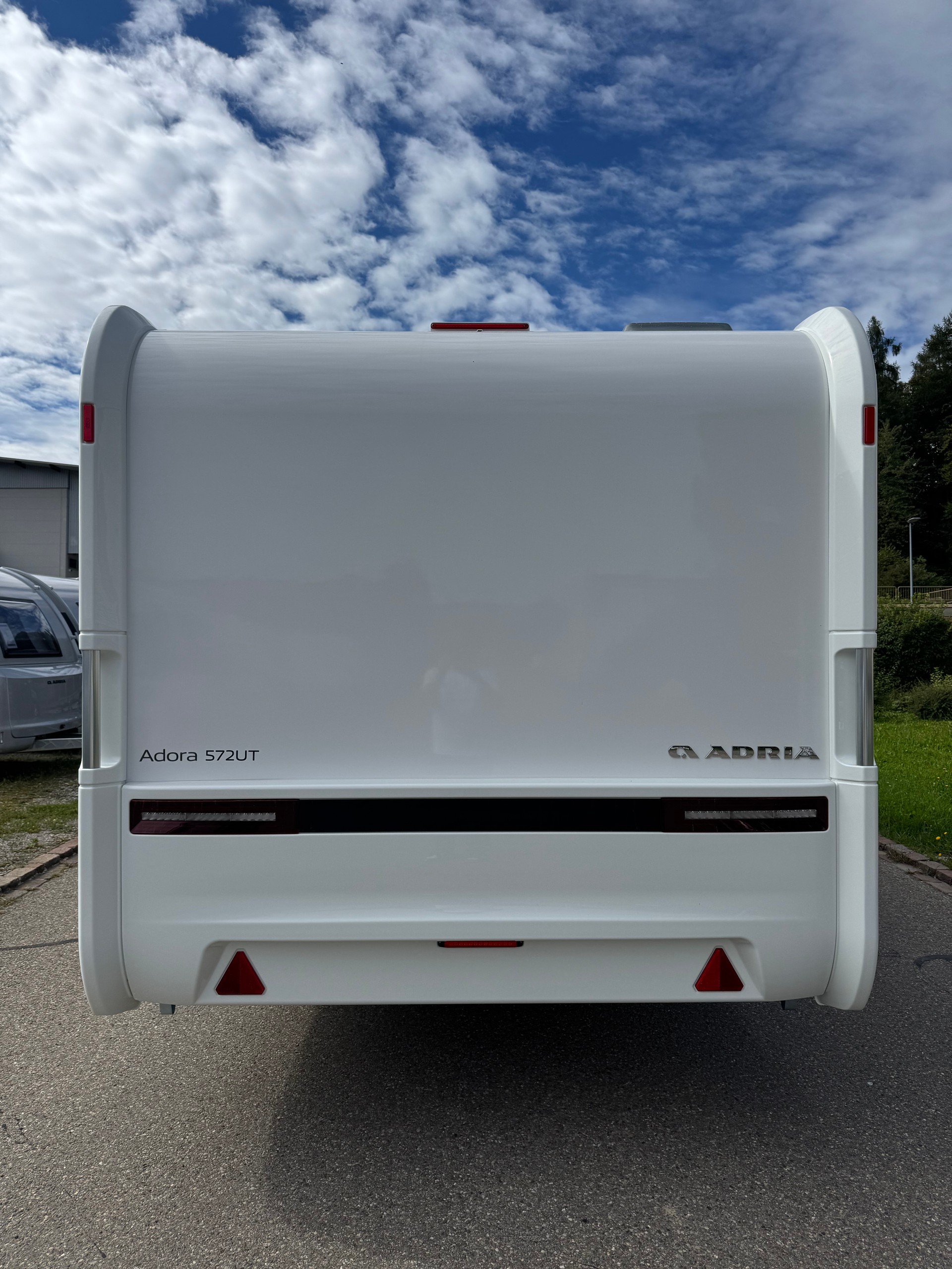 ADRIA Adora 572 UT-image-2
