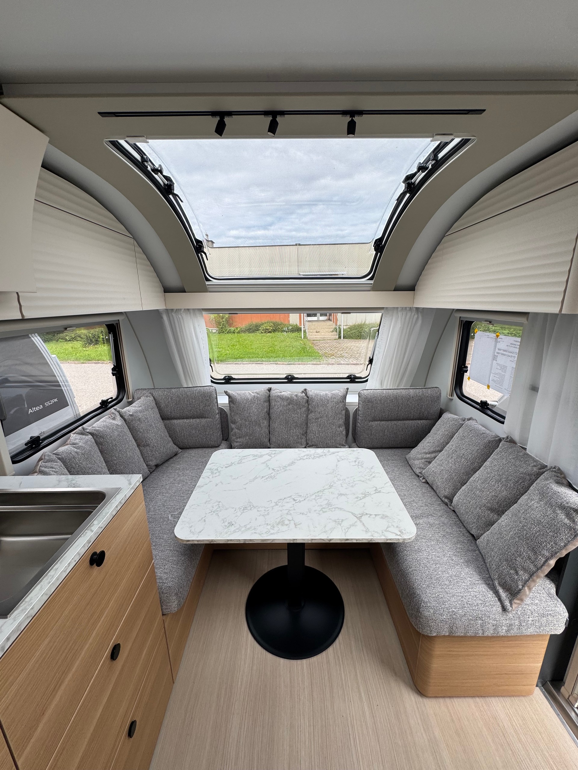 ADRIA Adora 572 UT-image-3