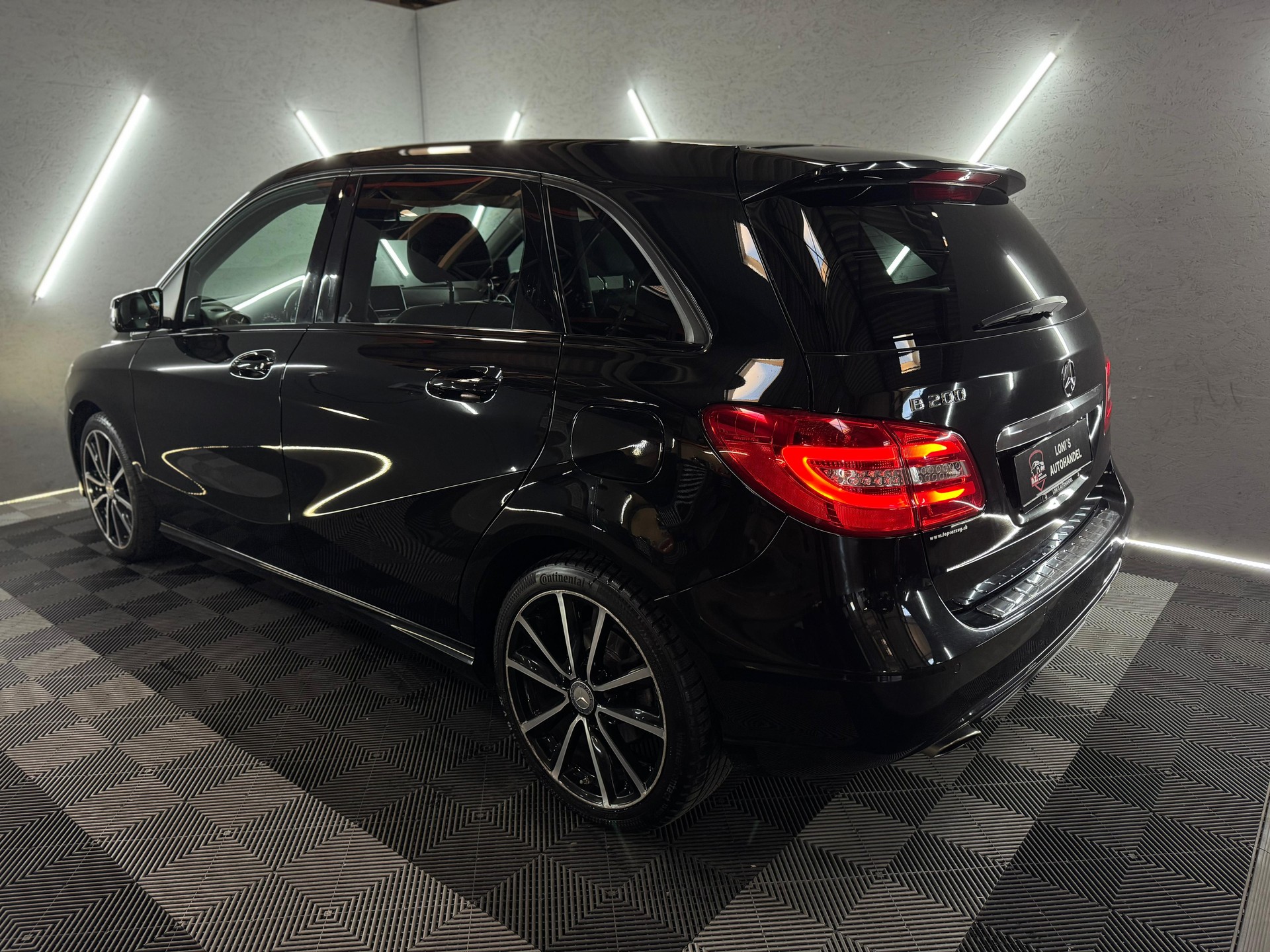 MERCEDES-BENZ B 200 7G-DCT-image-5