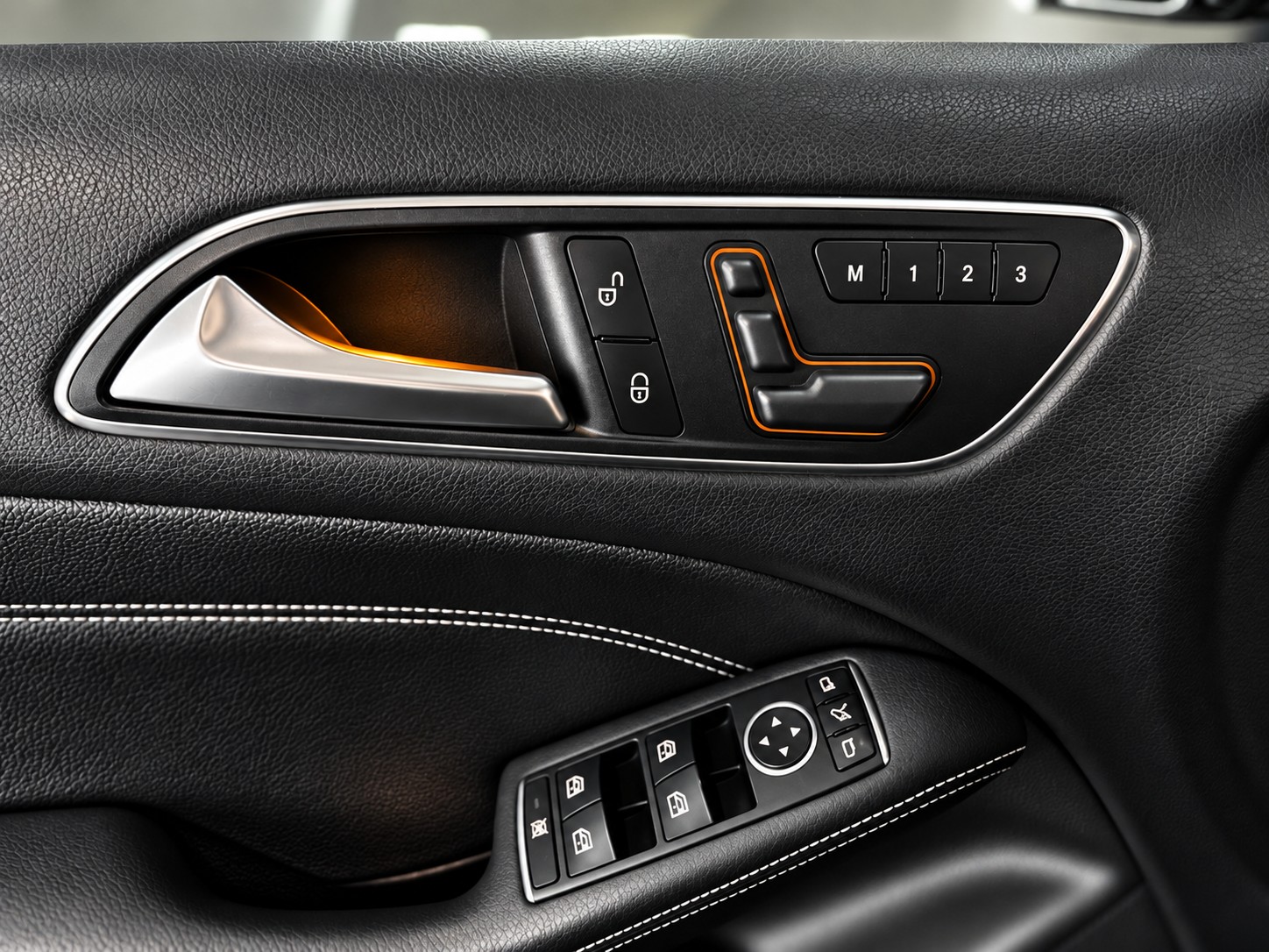 MERCEDES-BENZ B 200 7G-DCT-image-14