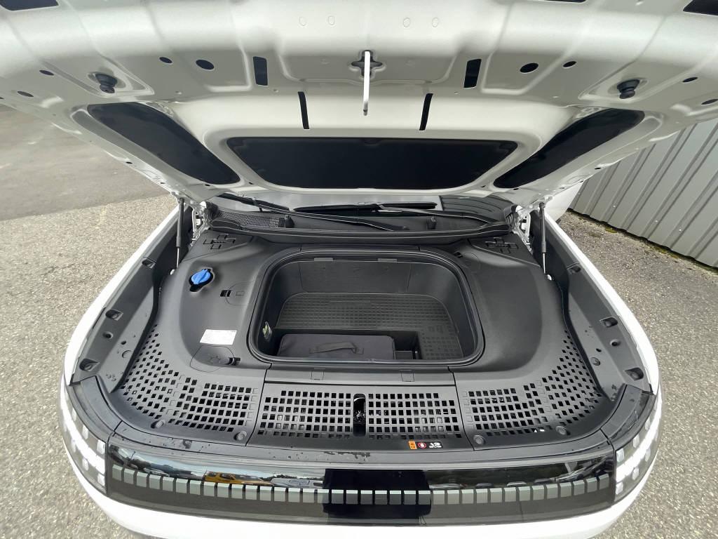 HYUNDAI Ioniq 9 Calligraphy 4WD-image-14