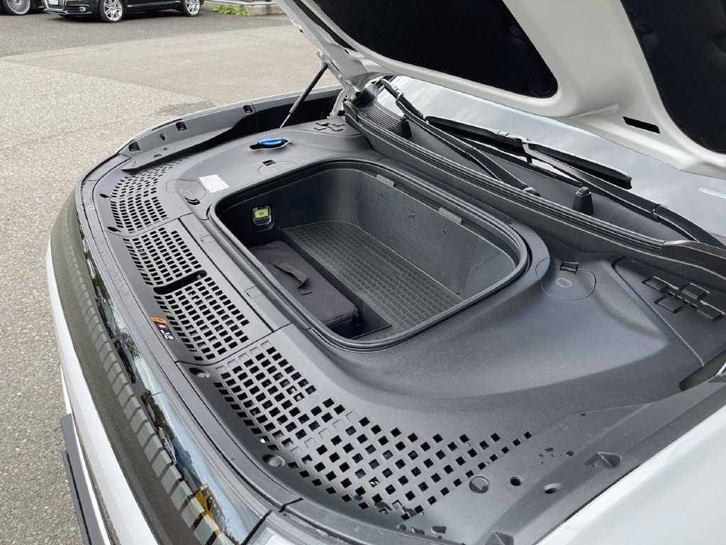 HYUNDAI Ioniq 9 Calligraphy 4WD-image-12