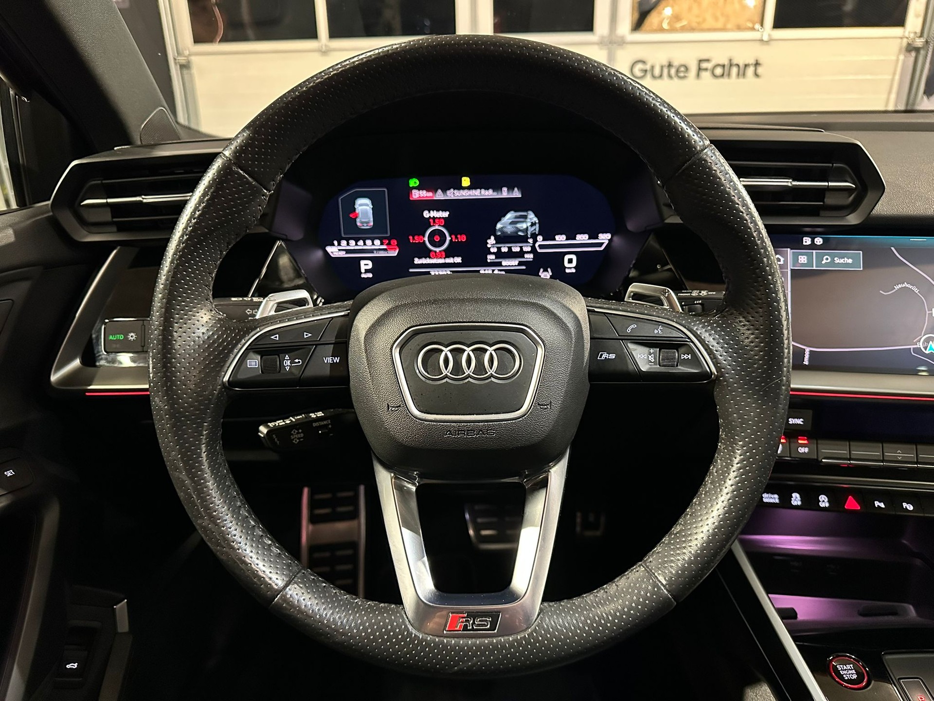 AUDI RS3 Sportback 2.5 TSI quattro S-tronic-image-11