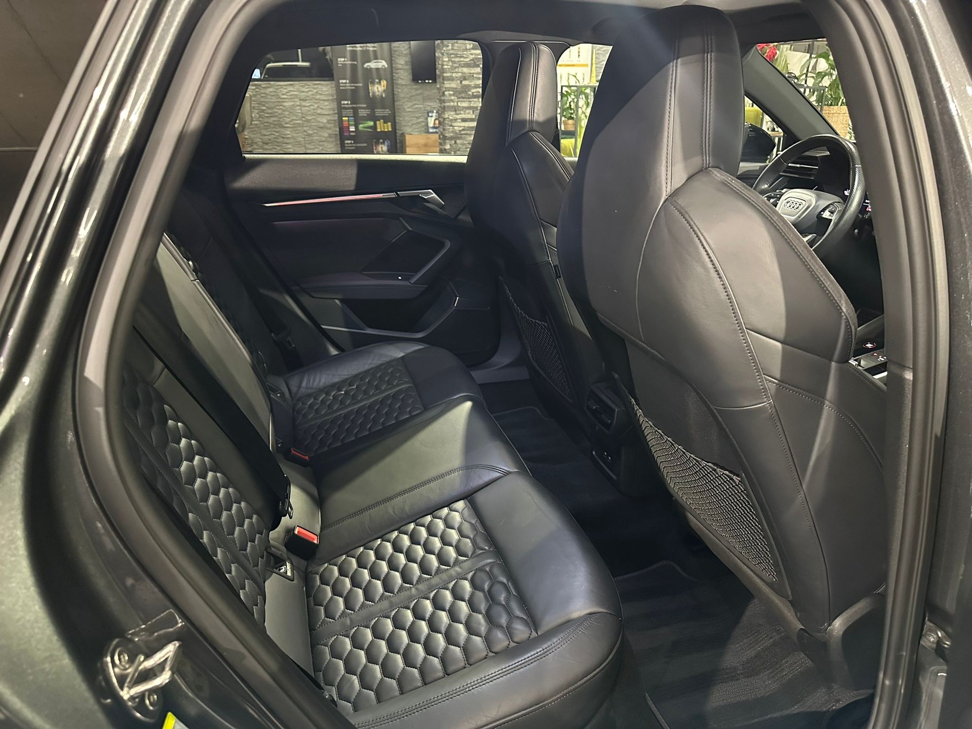 AUDI RS3 Sportback 2.5 TSI quattro S-tronic-image-16