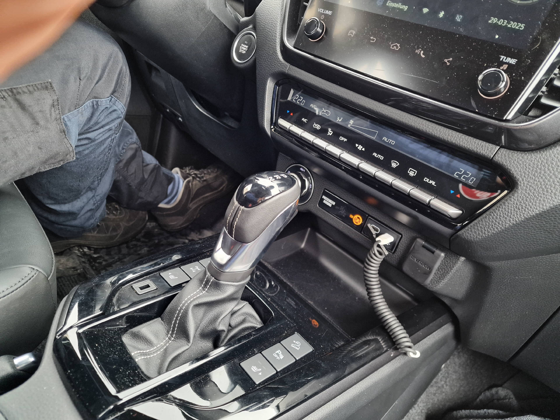 ISUZU D-Max Crew Pick-up 1.9 DDi N60 Nitro Sport 4x4-image-22