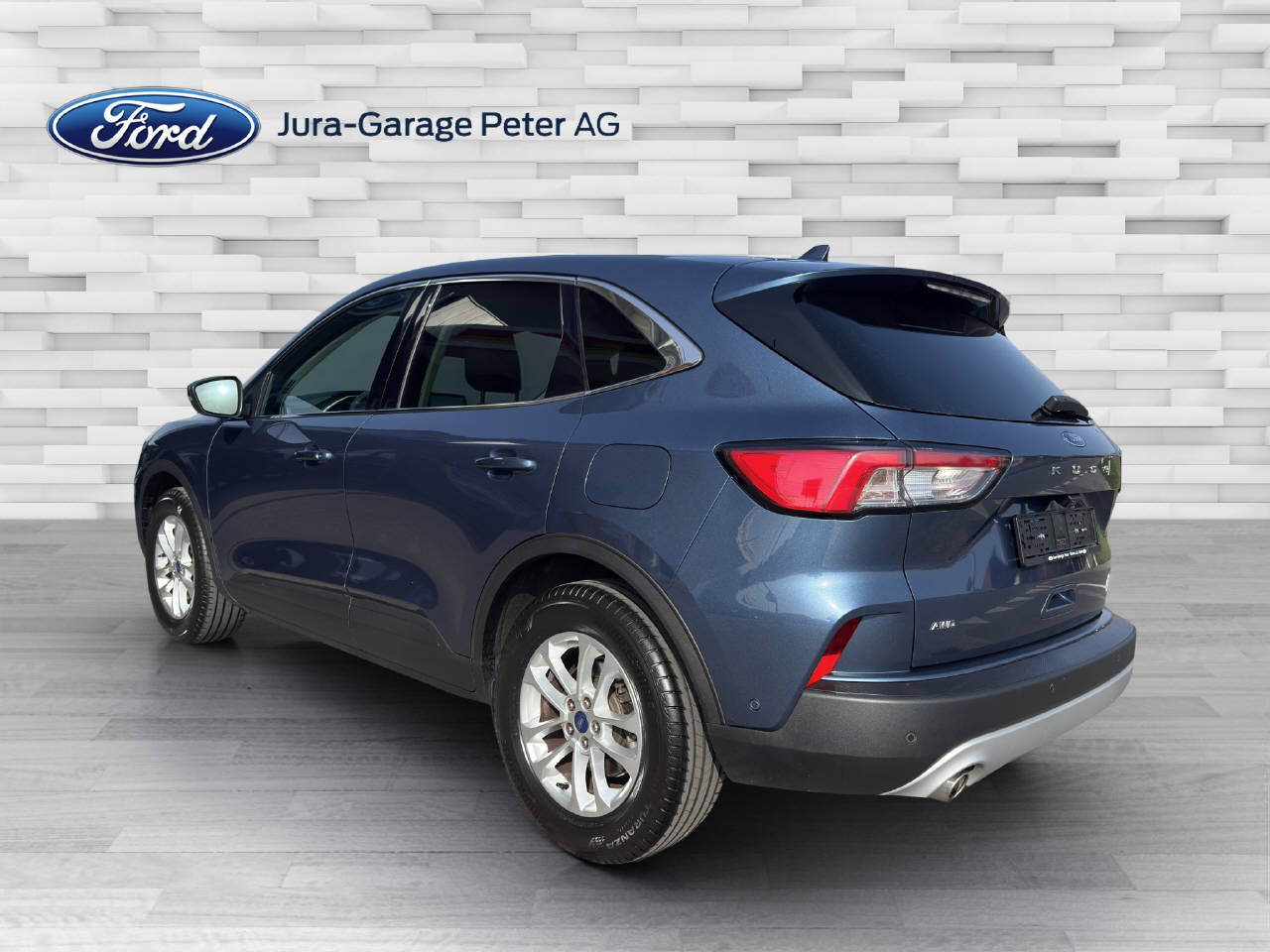FORD Kuga 2.0 EcoBlue Titanium 4x4-showroom-element-2