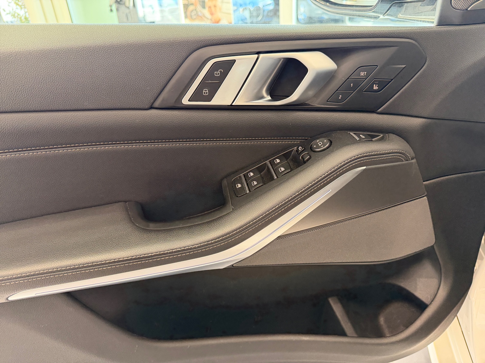 BMW X5 xDrive 30d Steptronic-image-18